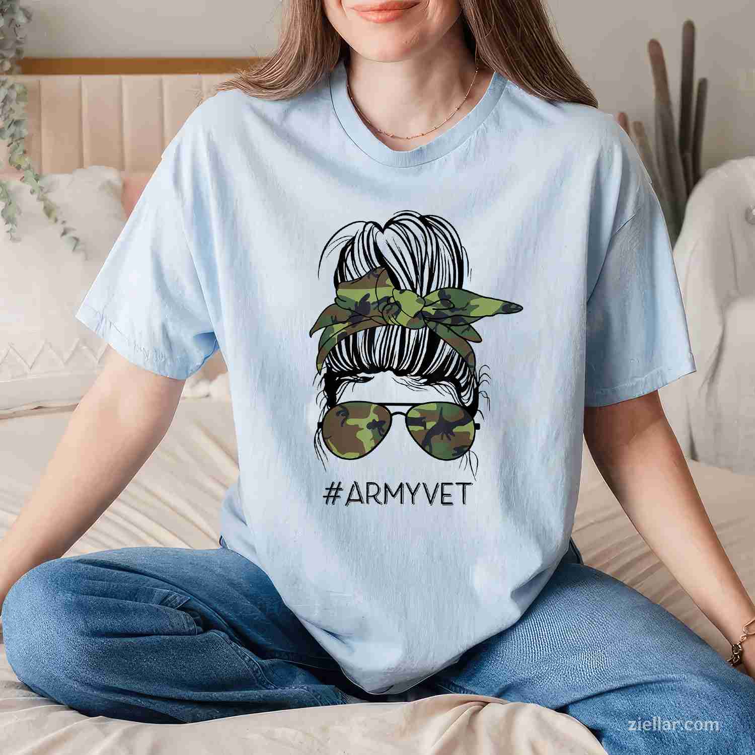 Army Vet Life Messy Bun Camo Print Sunglasses Veterans Day T-Shirt And Tee For Women