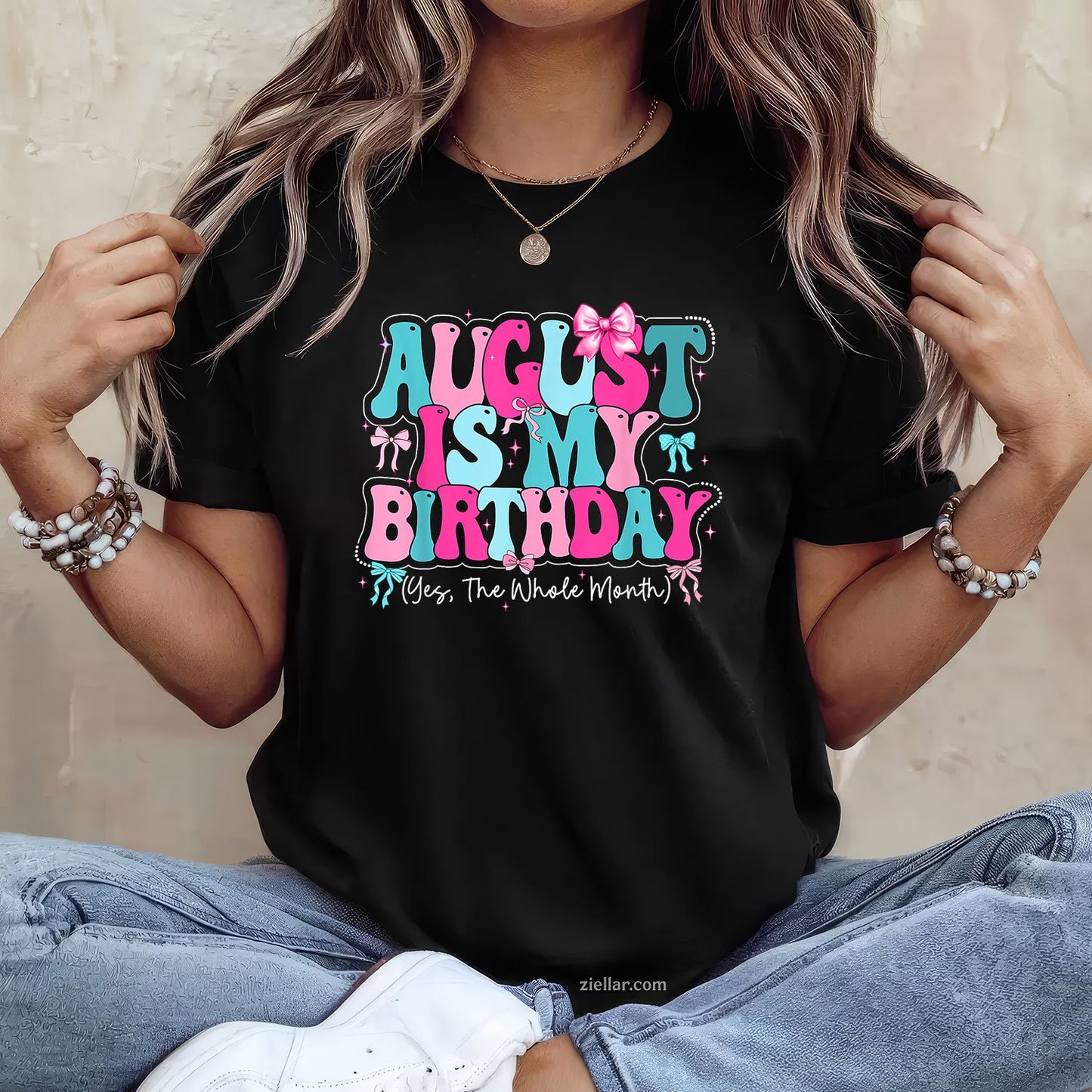 August Birthday Queen Tee and T-Shirt, Party Celebration T-Shirt Gift for Women Adults