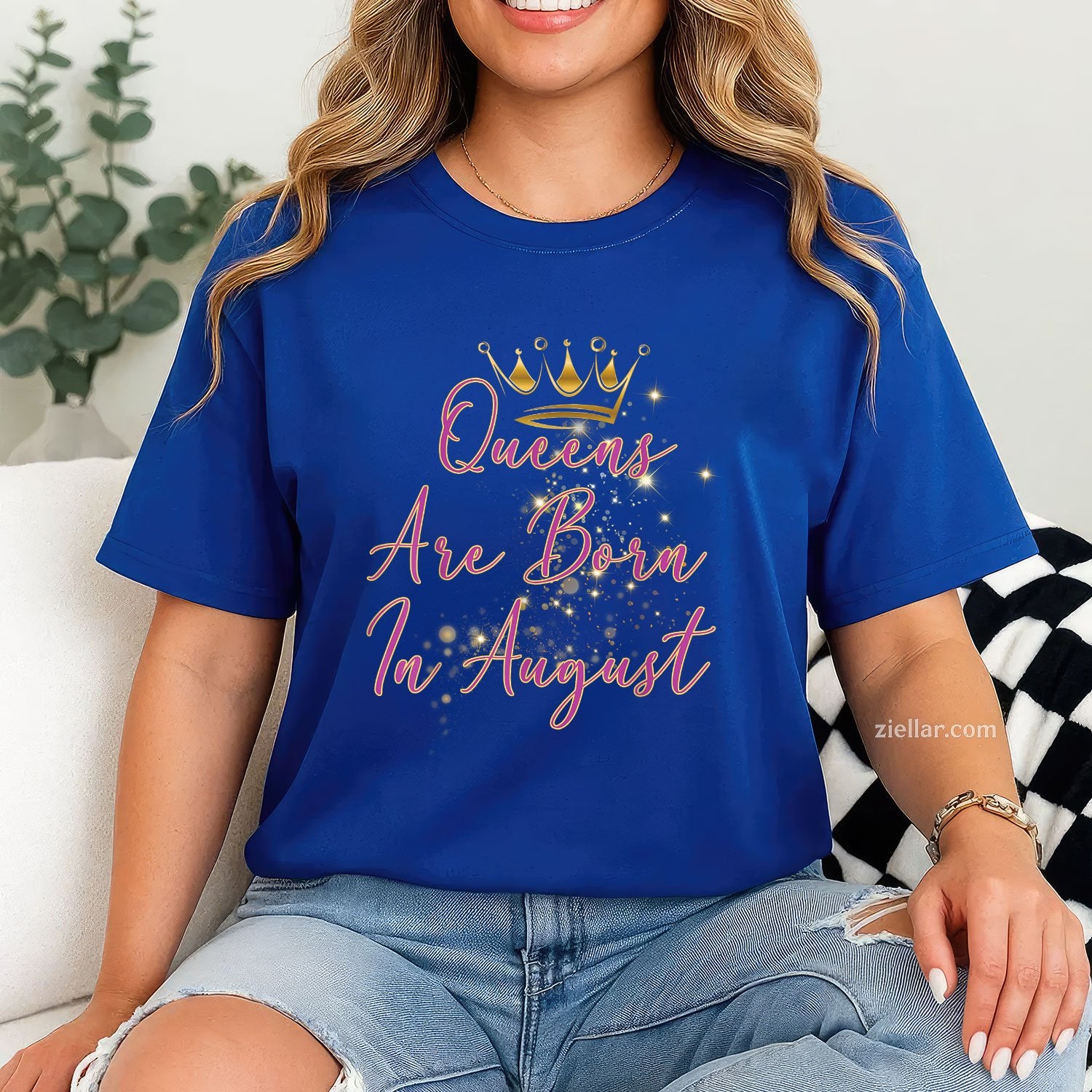 August Queens Birthday Gift Tee and T-Shirt, Funny Birthday T-Shirt for Women Adults
