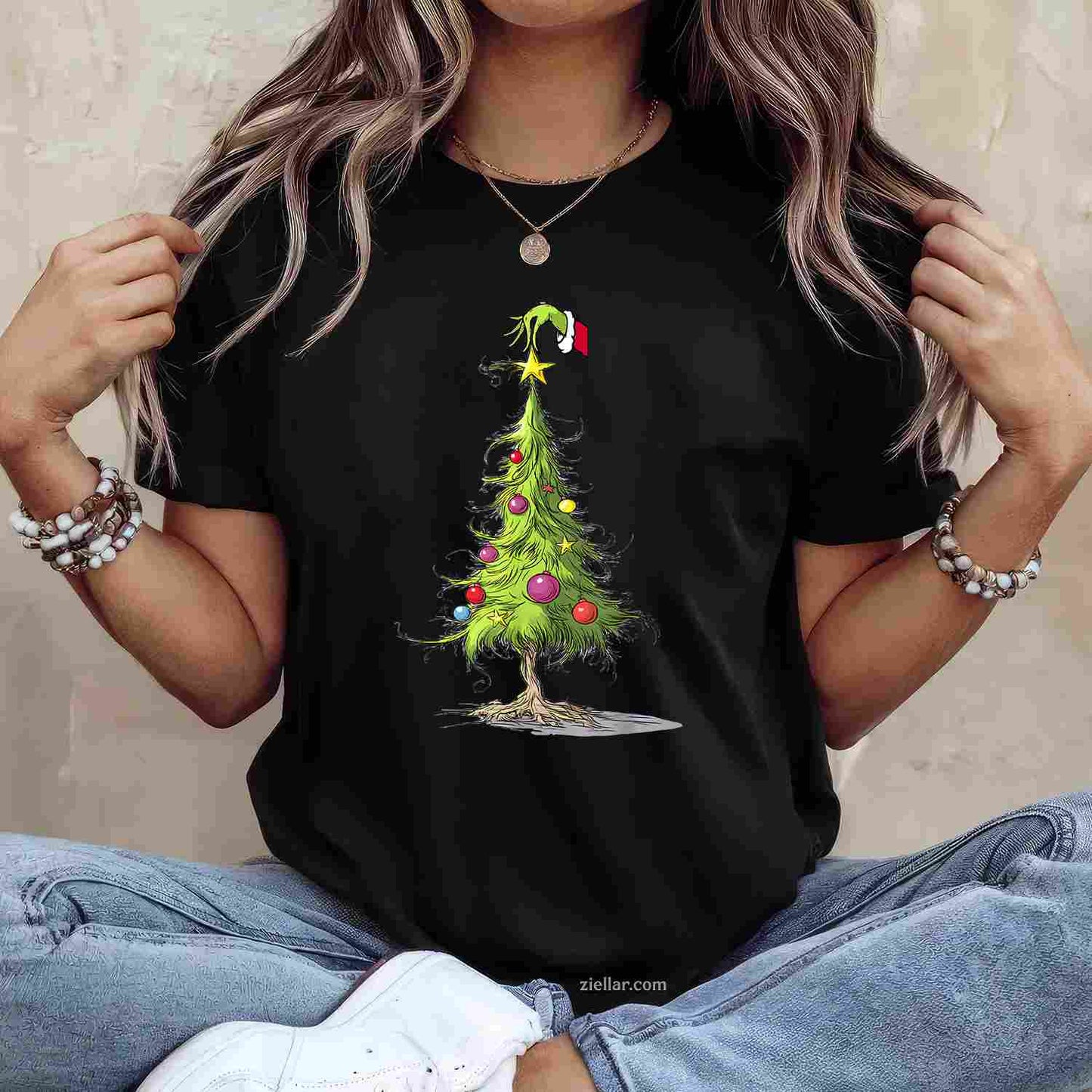 Believe Christmas Santa Claus Reindeer Candy Cane Xmas T-Shirt, A Believe In Santa Christmas Holiday Tee