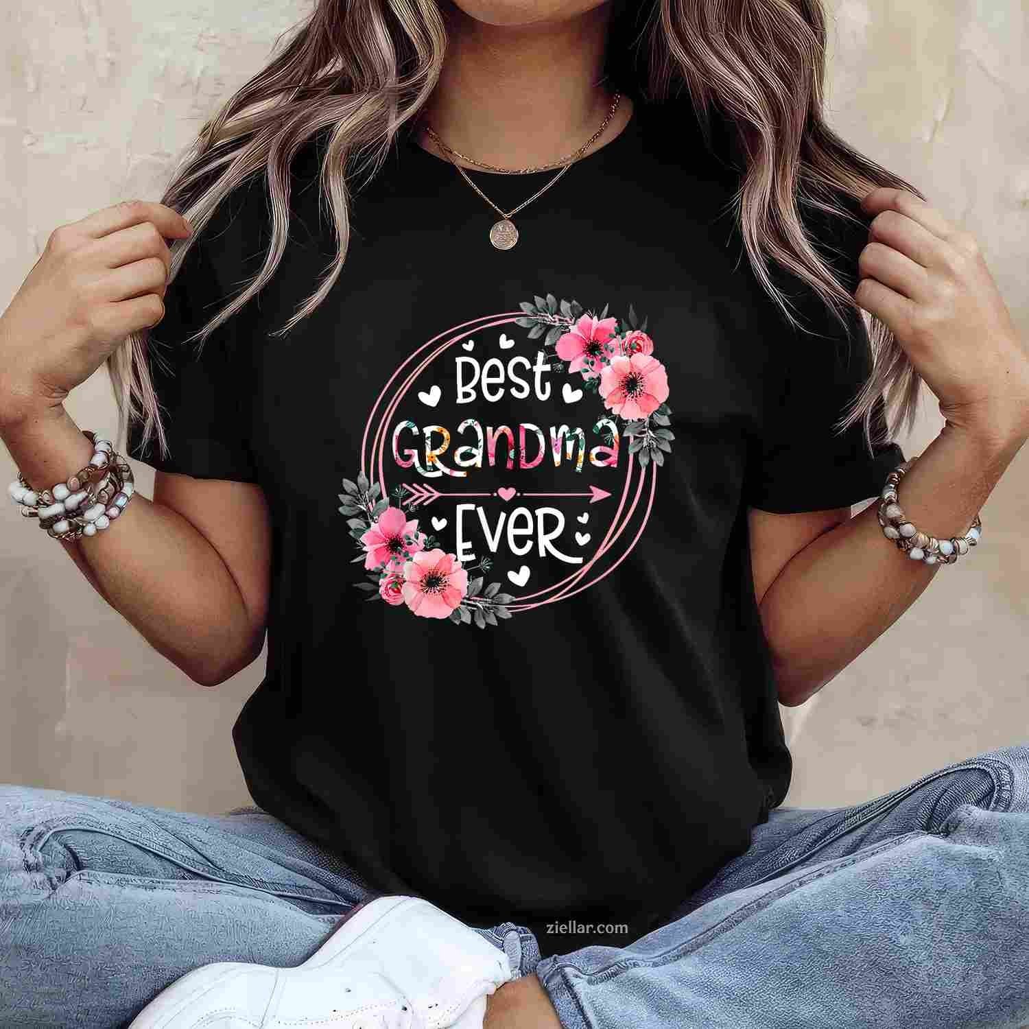 Best Grandma Ever Announcement Mothers Day Grandparents T-Shirt Tee for Men Women Adults Unisex