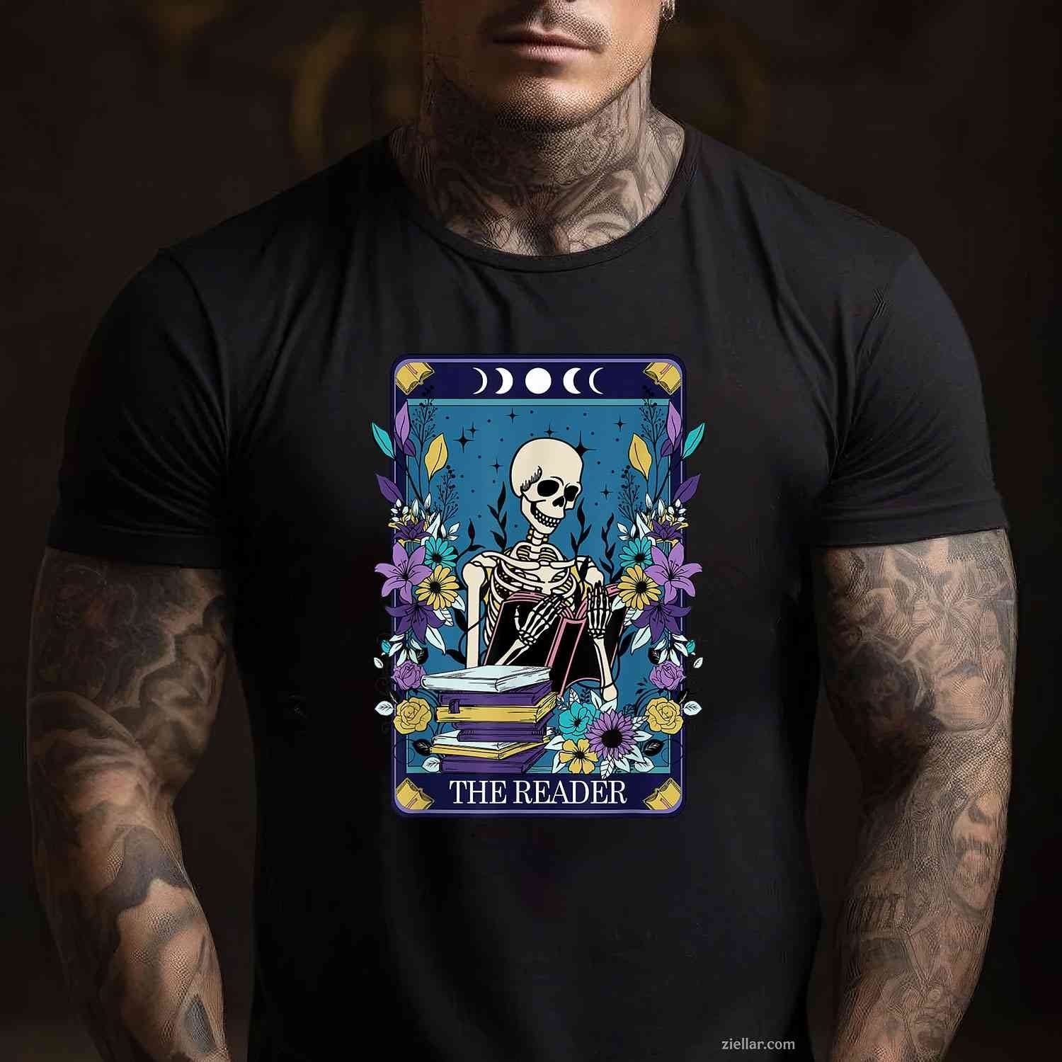 Book Lover Tarot Card The Reader Mystic Funny Skeleton T-Shirt