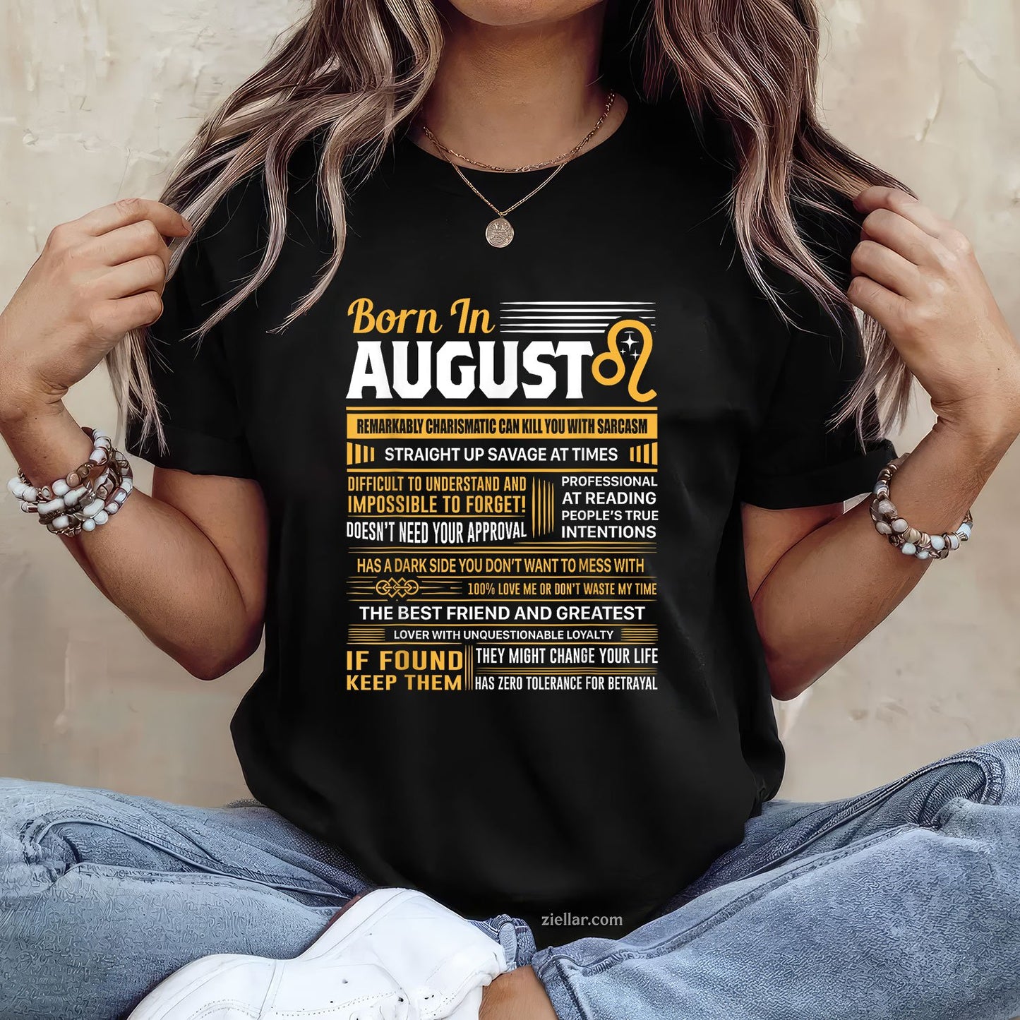 Born in August Tee and T-Shirt, Leo Zodiac Birthday T-Shirt Gift for Men and Women Adults