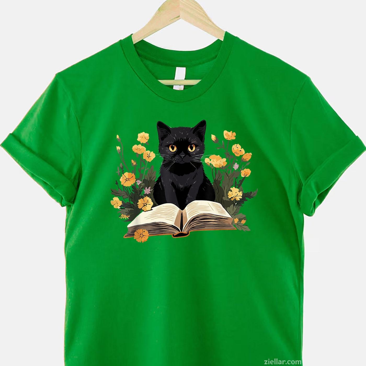 Cat Shirts For Women Book Lover Shirt Cute Cat And Book T-Shirt