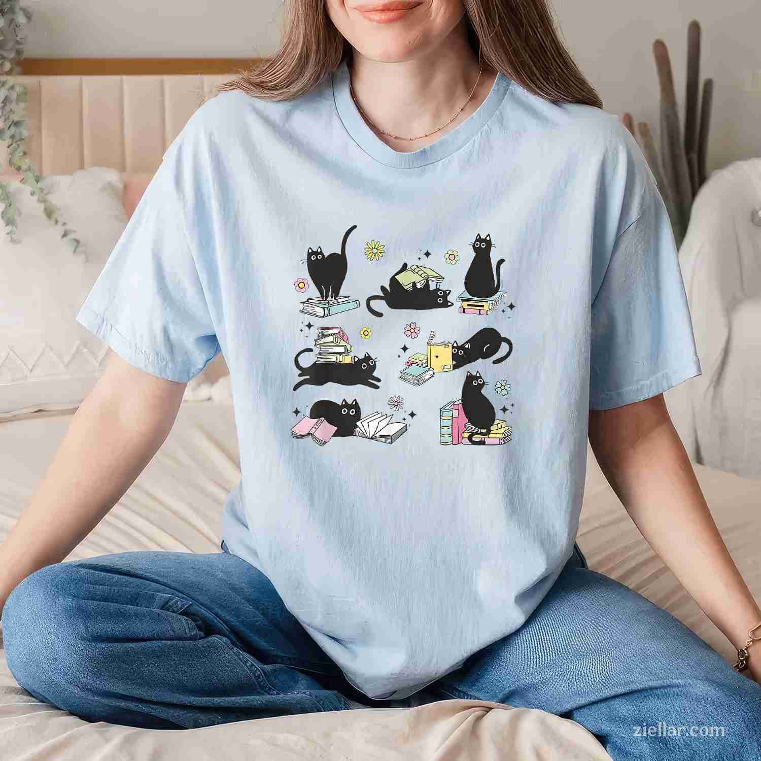Cats Reading Books Shirt Cat Lover Kitten Reading Book Lover Men Women Girls Kids T-Shirt