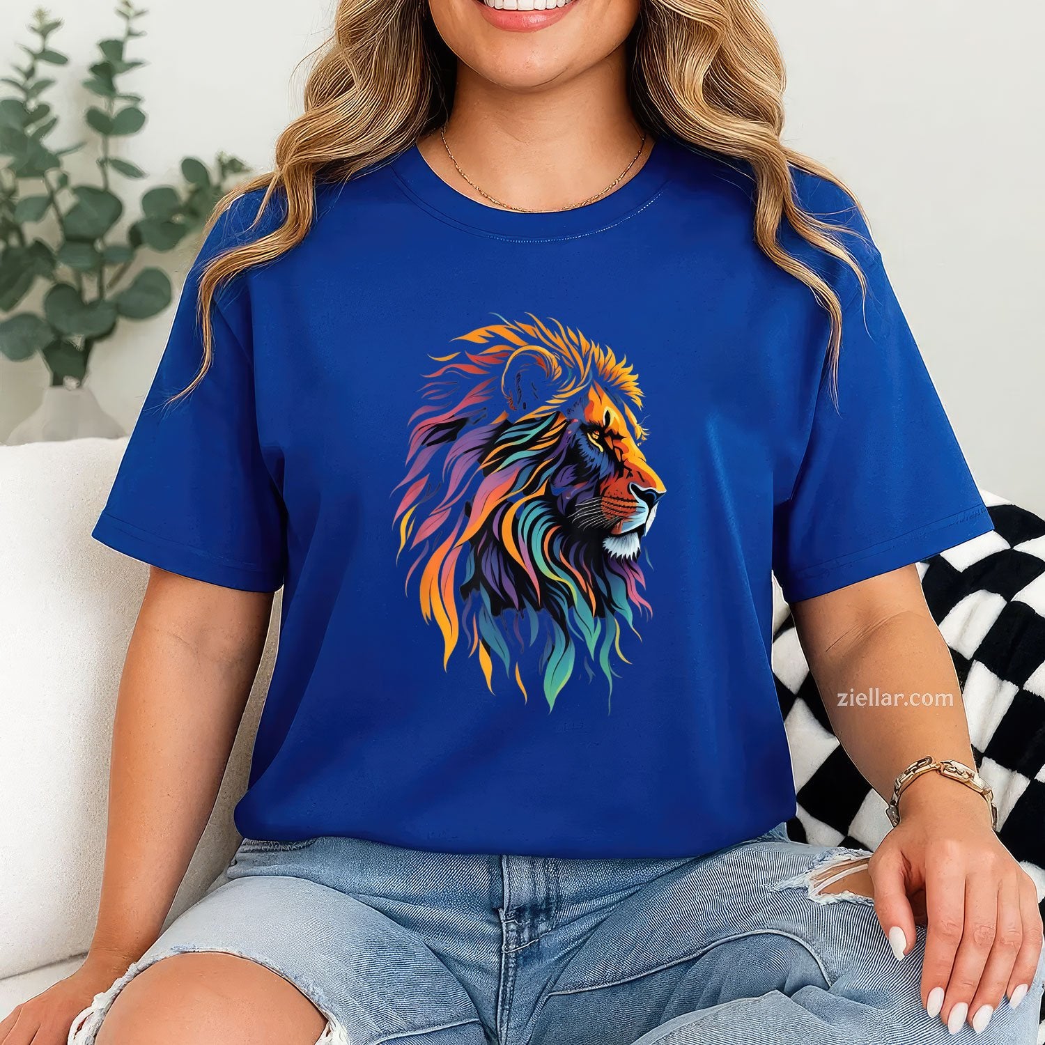 Colorful Lion Head Tee and T-Shirt, Leo August Birthday Graphic Art T-Shirt for Adults