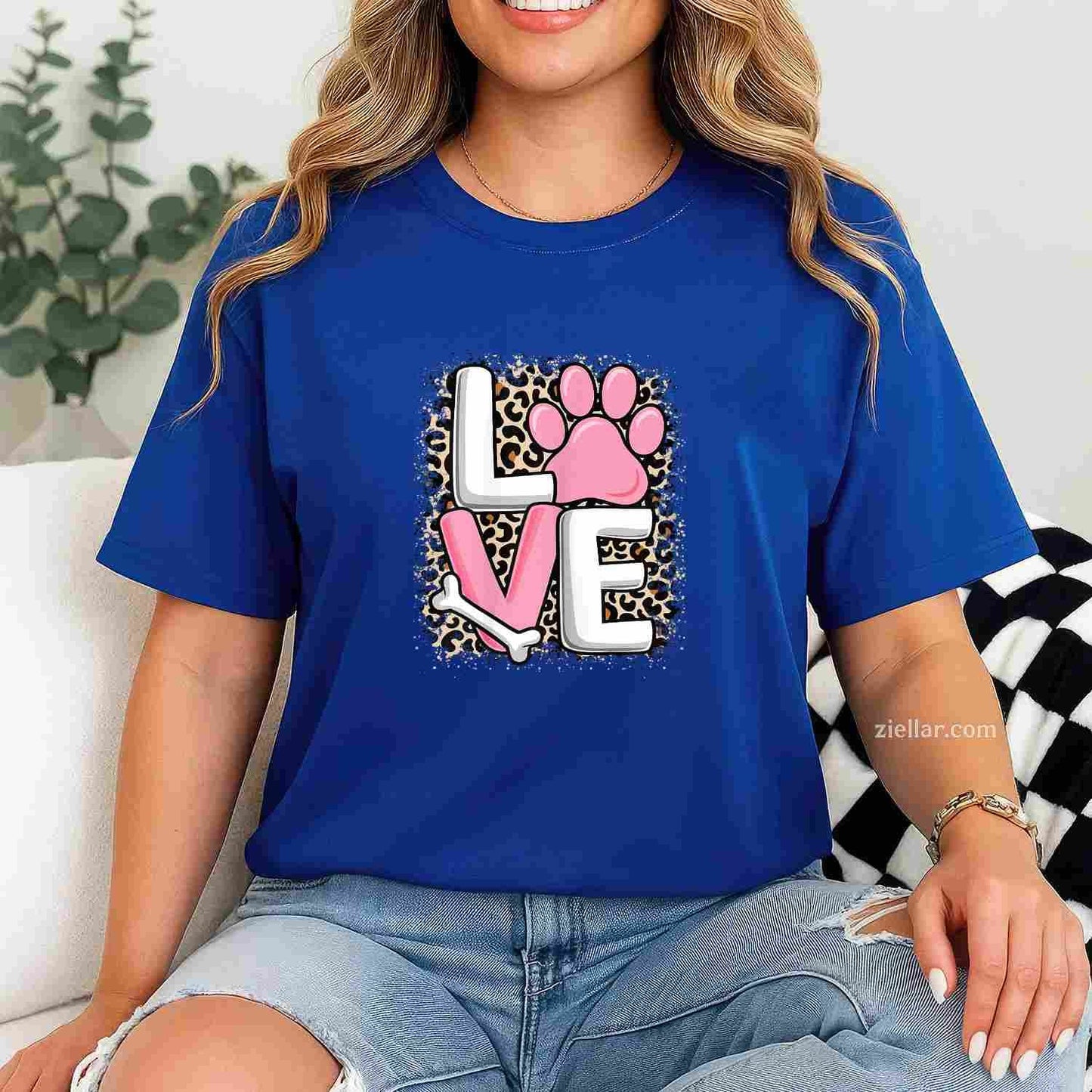 Cute Love Dog Paw Dog Puppy Lover T-Shirt, Vintage Graphic Tee For Adults Women Pet Owner