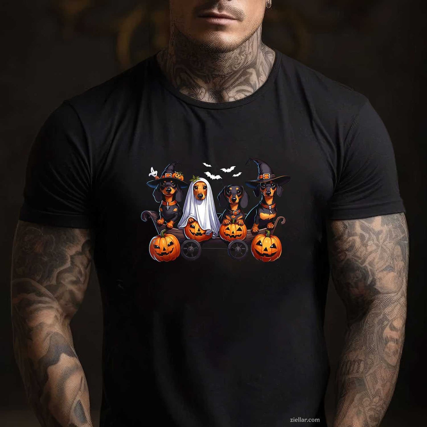 Dachshund Happy Halloweiner Funny Halloween Dogs Lover Tee, Halloween T-Shirt for Men Women Adults Unisex, Classic Fit Unisex Design, Everyday Wear Essential