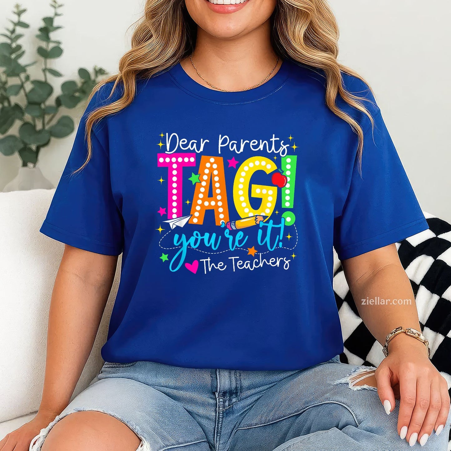 Dear Parents I’m Out Tee and T-Shirt, Teachers Last Day of School T-Shirt Gift for Women Adults