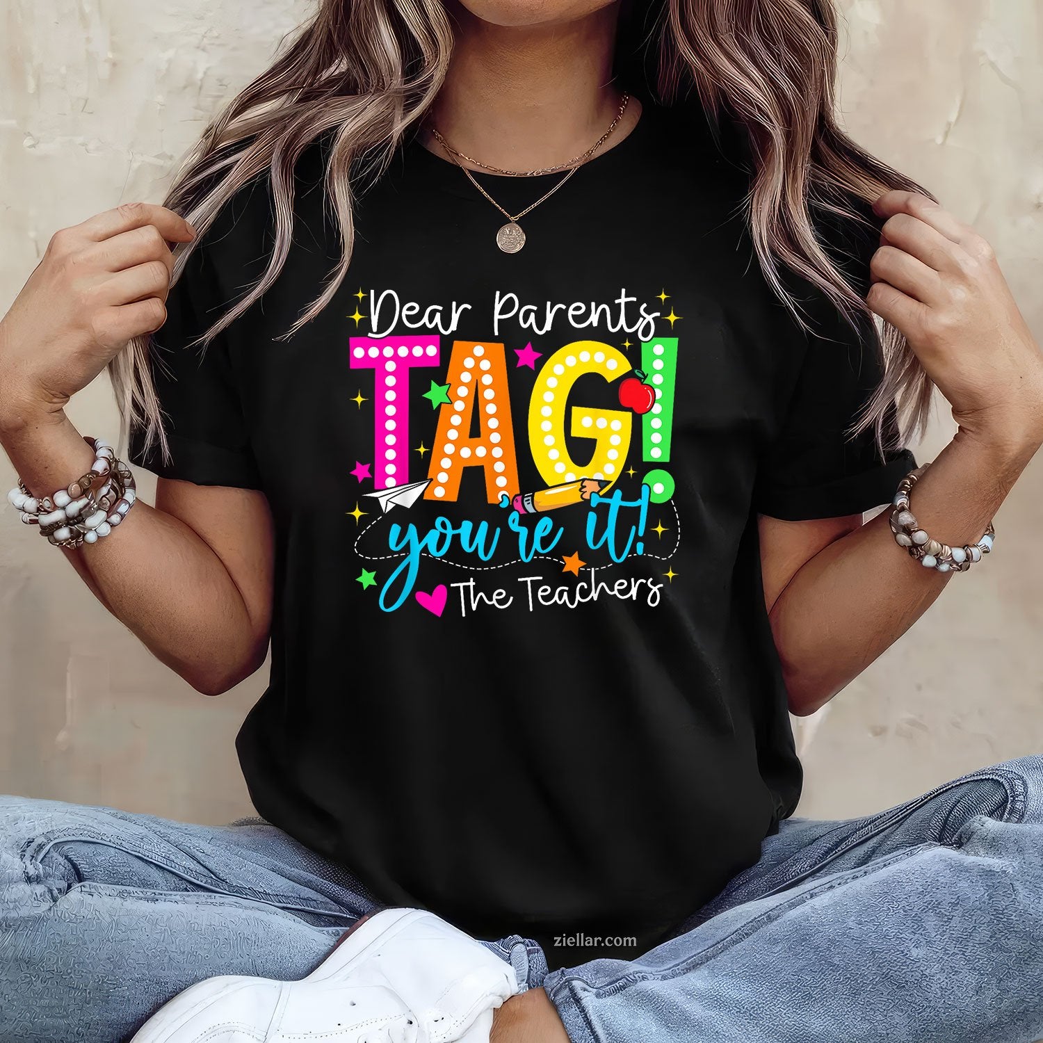 Dear Parents I’m Out Tee and T-Shirt, Teachers Last Day of School T-Shirt Gift for Women Adults