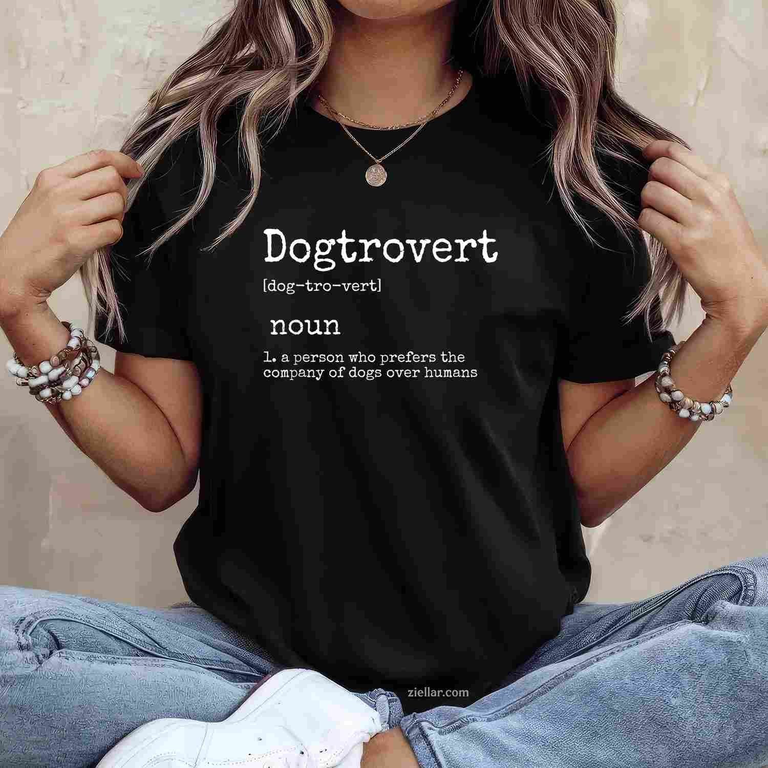 Dogtrovert Definition, Funny Dog T-Shirt, Vintage Graphic Tee For Women Men Adults