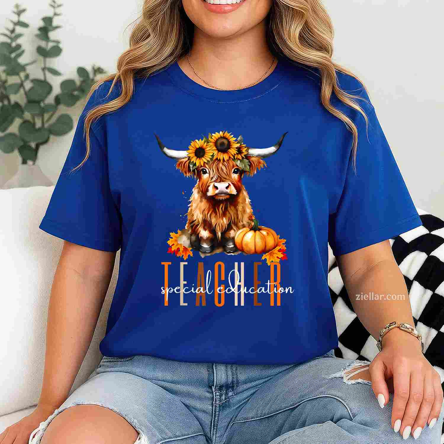 Fall Highland Cow Special Education Teacher Halloween Autumn T-Shirt and Tee for Adults Men Women Unisex for Men Women T-Shirt and Tee for Adults Men Women Unisex