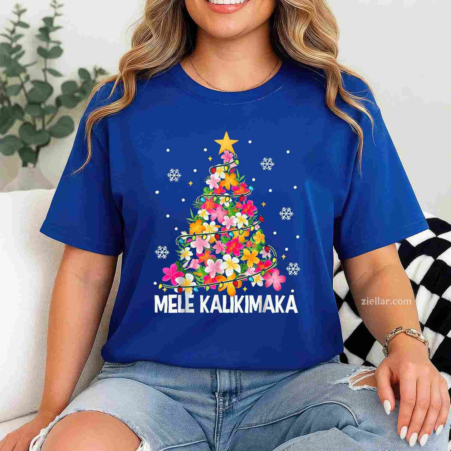 Family Christmas 2025 Matching Outfit Xmas T-Shirt, A Family Matching Christmas 2025 Holiday Tee