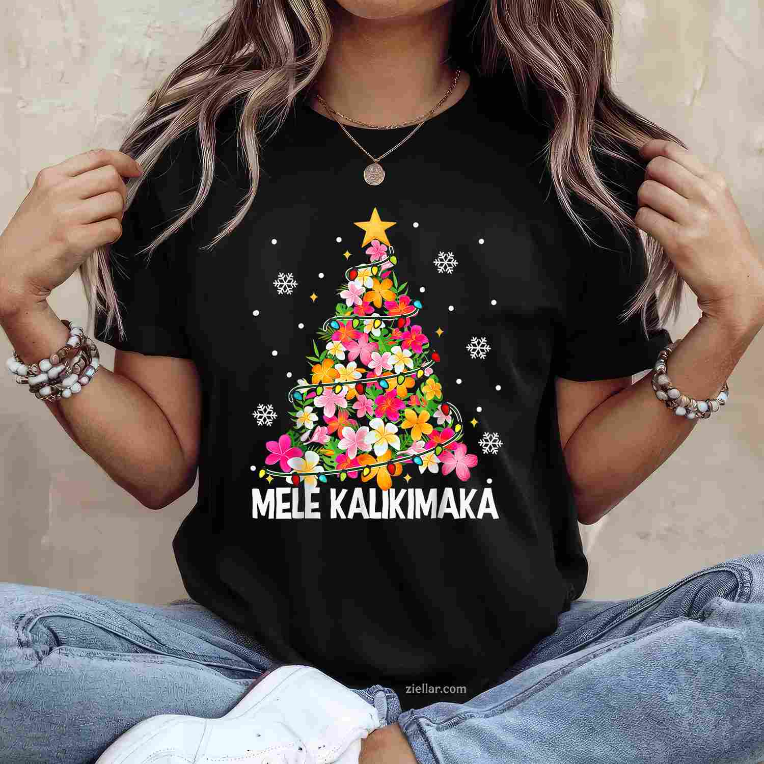 Family Christmas 2025 Matching Outfit Xmas T-Shirt, A Family Matching Christmas 2025 Holiday Tee