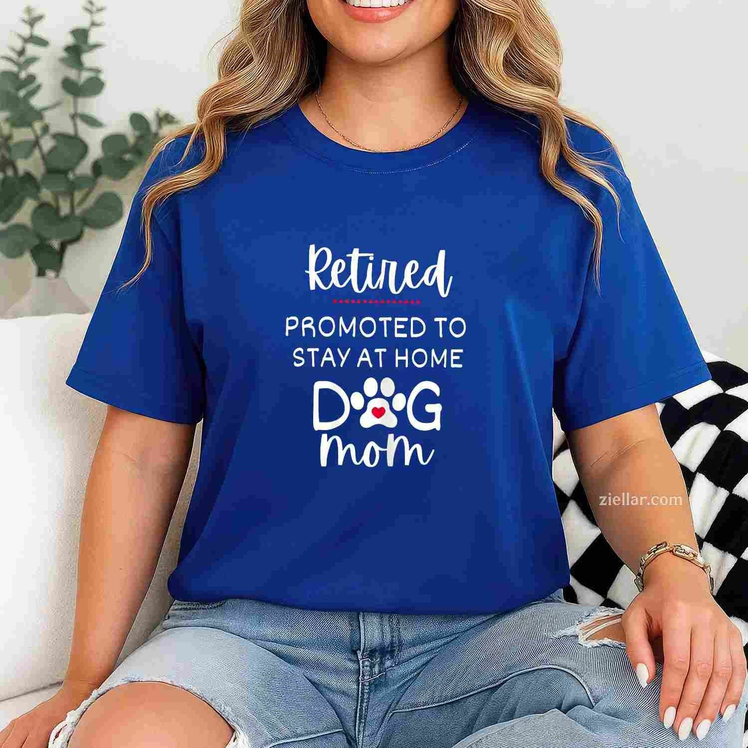 Funny Dog Mom Retirement For Dog Lover T-Shirt, Vintage Graphic Tee For Adults Women