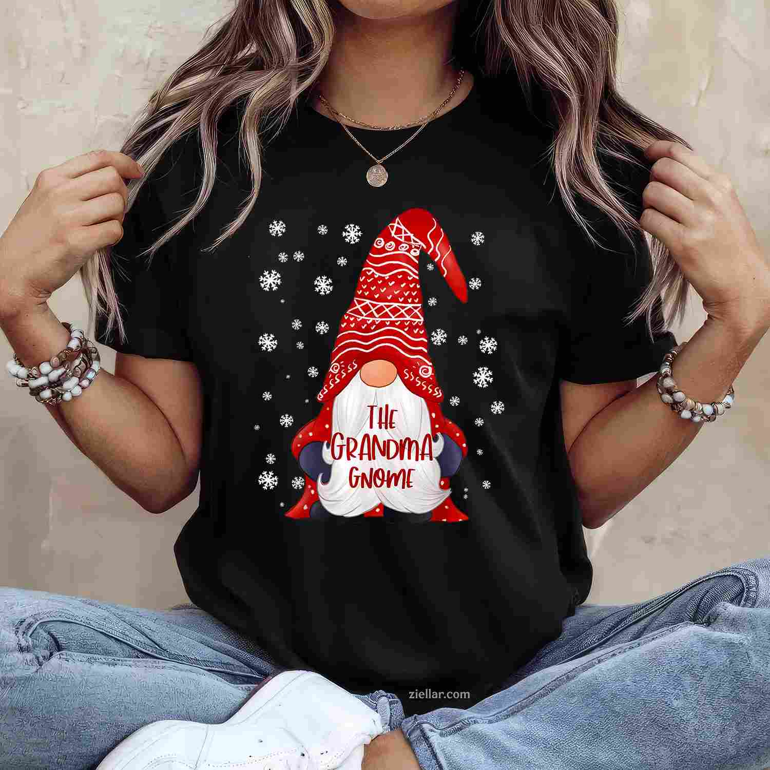 Funny Grandma Gnome Family Matching Christmas Gift Pajama T-Shirt, A Grandma Gnome Christmas Pajama Tee