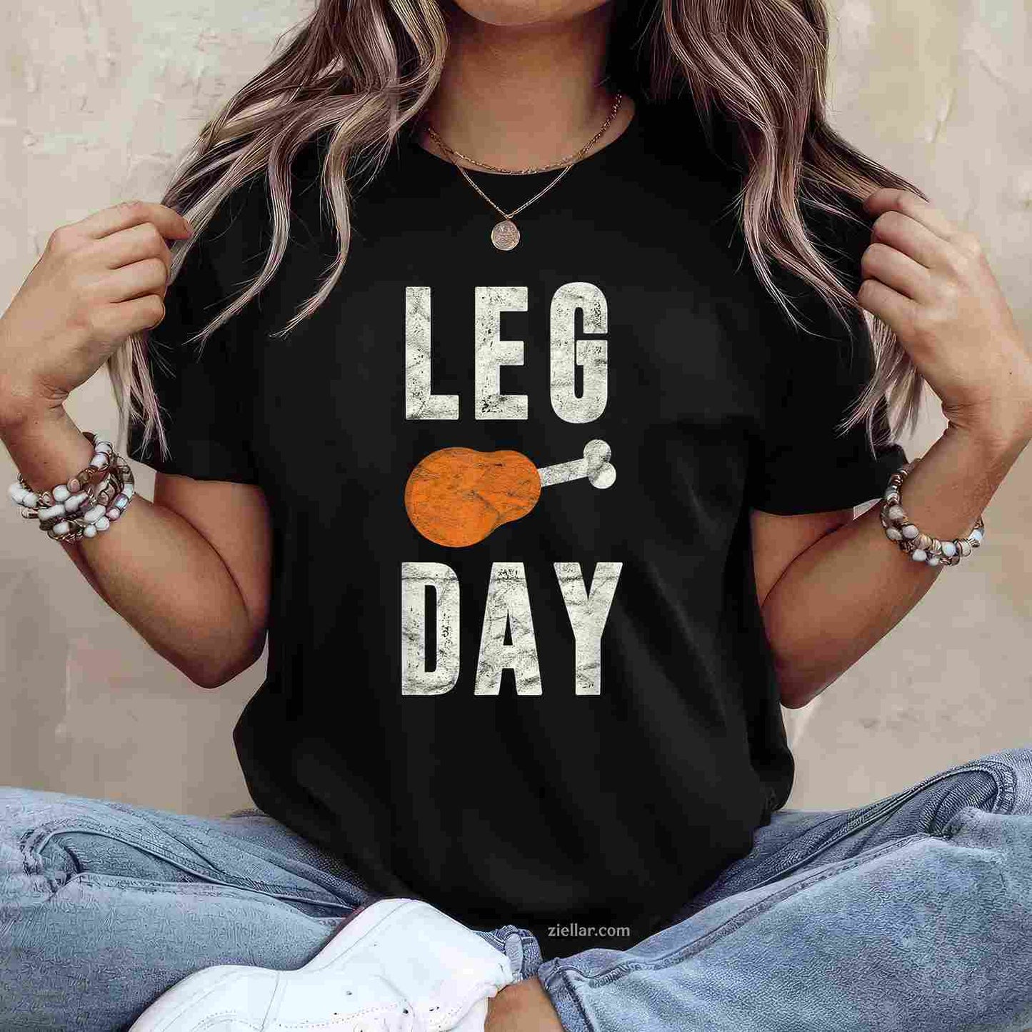 Funny Mexican Turkey Eats Tacos Thanksgiving Christmas T-Shirt And Tee For Adults