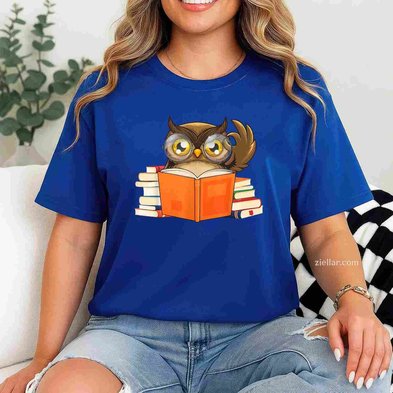 Funny Reading Owl Art Men Women Bookworm Book Lovers T-Shirt, Vintage Graphic Tee For Adults Unisex