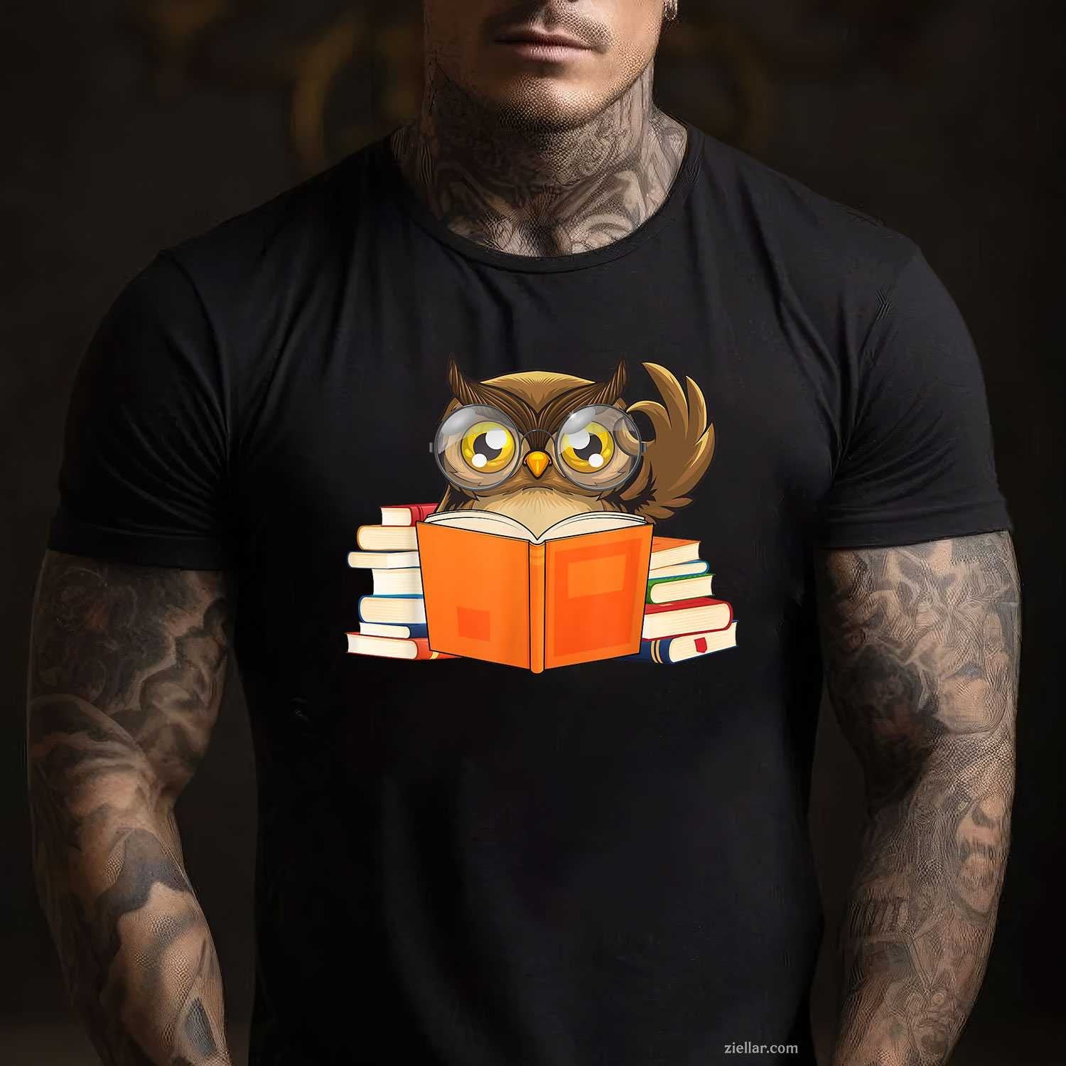 Funny Reading Owl Art Men Women Bookworm Book Lovers T-Shirt, Vintage Graphic Tee For Adults Unisex