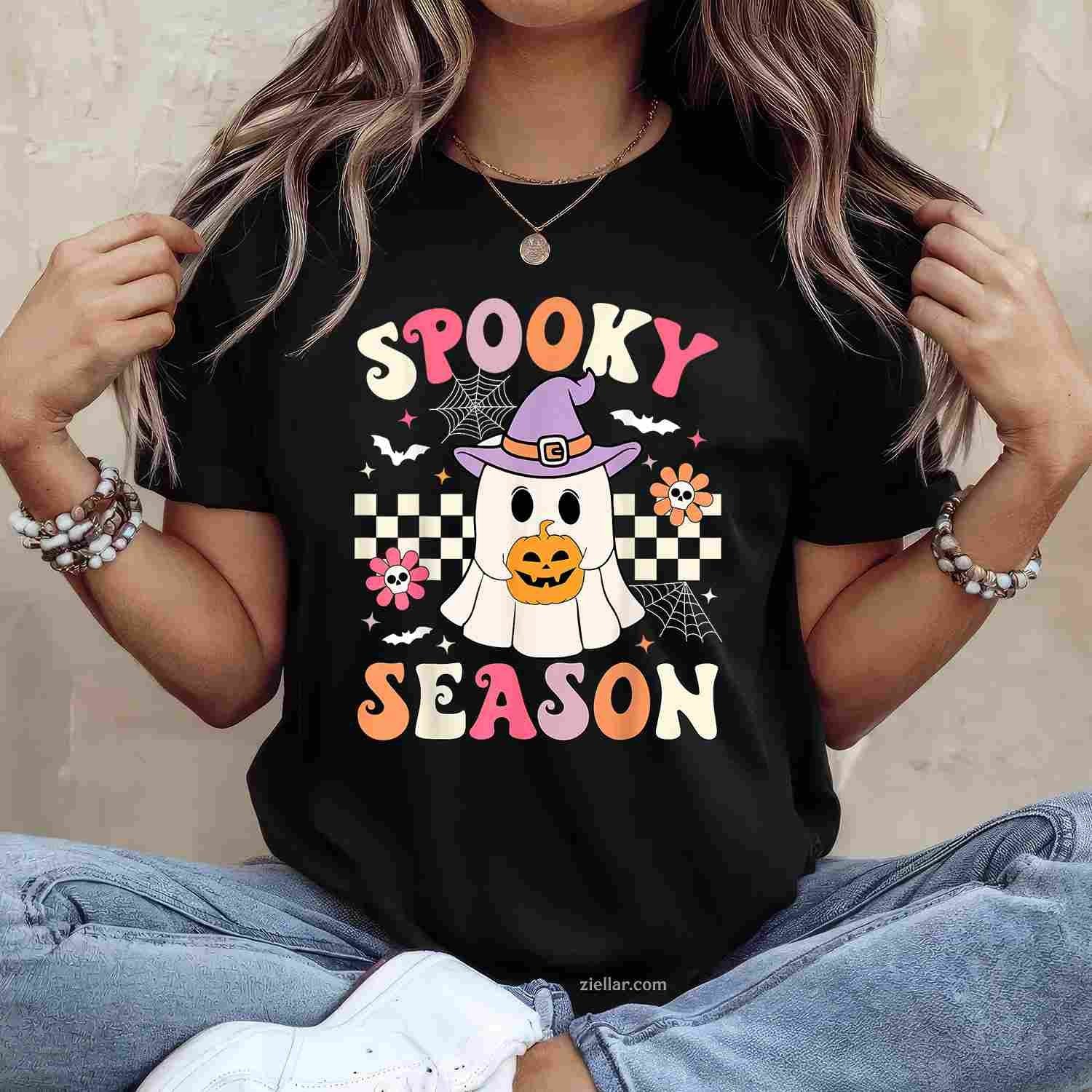 Groovy Spooky Season Retro Ghost Holding Pumpkin Halloween Tee, Halloween T-Shirt for Men Women Adults Unisex, Trendy Graphic Apparel, Unique Gift Idea