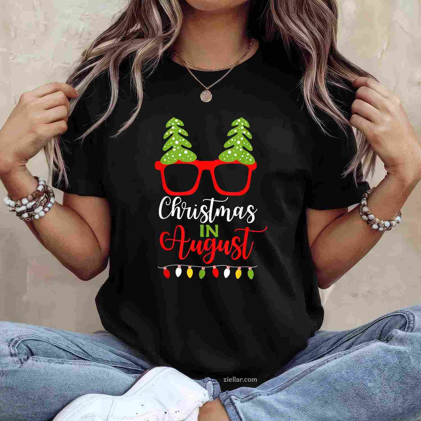 Hangin With My Cookies Gingerbread Man Xmas Teacher Funny T-Shirt, A Funny Teacher Gingerbread Man Tee