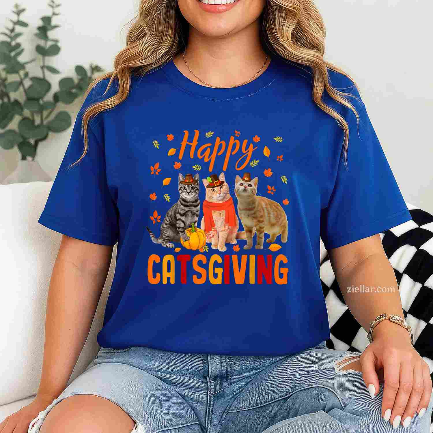 Happy Catsgiving Cute Thanksgiving Cat Wears Pilgrim Hat T-Shirt and Tee for Adults Men Women Unisex