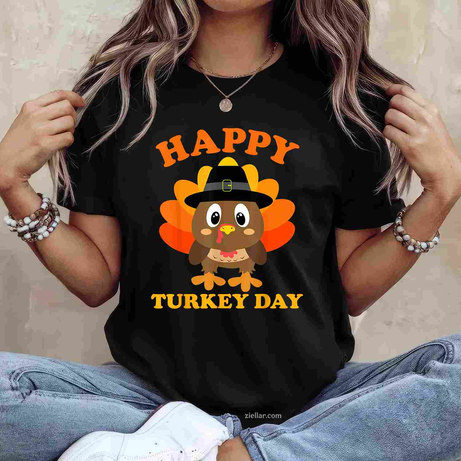 Happy Turkey Day Gifts Cute Thanksgiving Shirts Women Men T-Shirt and Tee for Adults Men Women Unisex