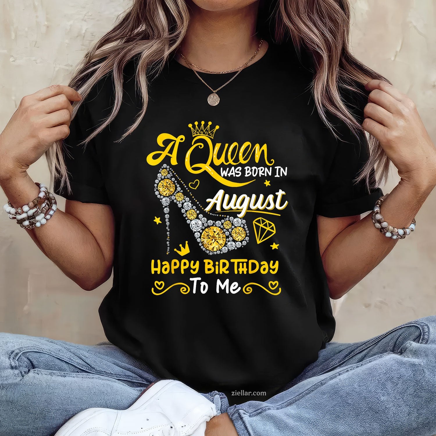 High Heel Birthday Queen Tee and T-Shirt, A Queen Was Born in August T-Shirt Gift for Women