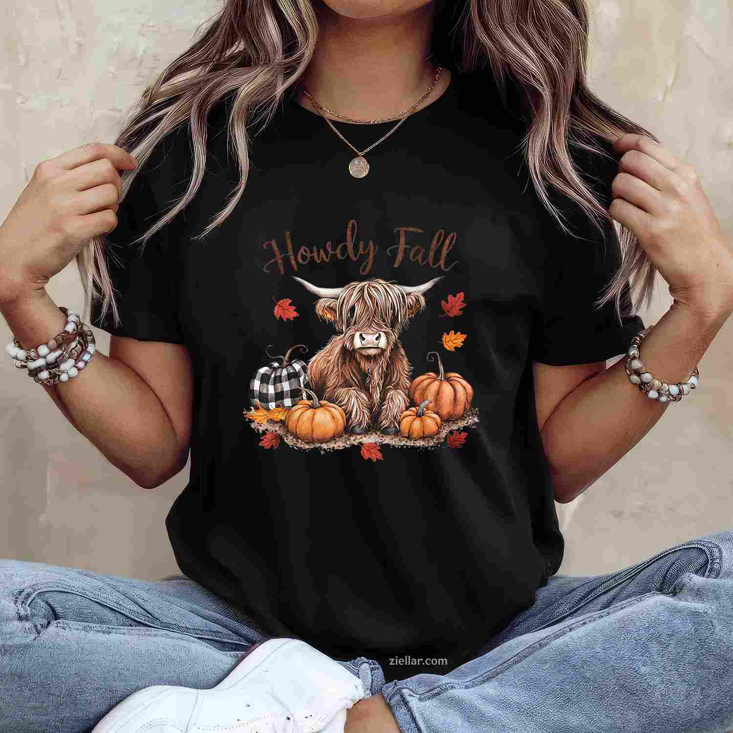 Howdy Fall Highland Cow Happy Thanksgiving Autumn Vibes Fall T-Shirt and Tee for Adults Men Women Unisex