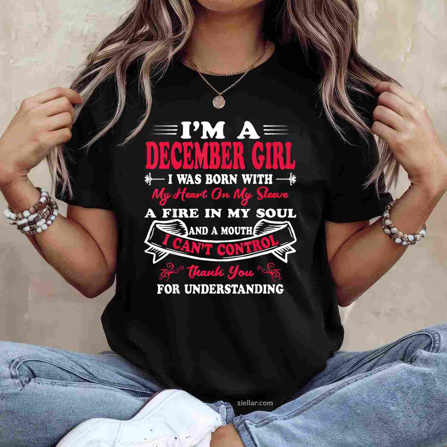I Am A December Girl Womens Birthday Gifts T-Shirt_ A Sassy Queen Birthday Party Tee For Adult Women