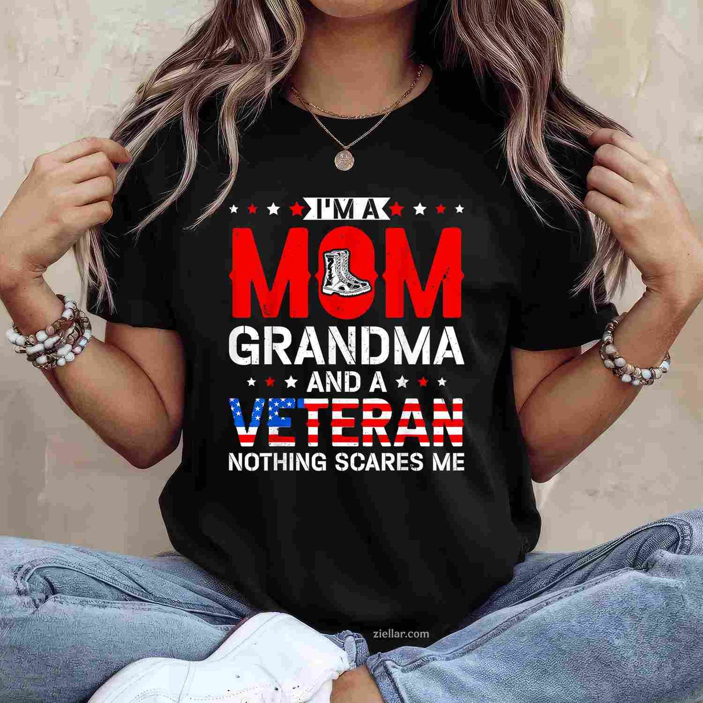 I'M A Mom, Grandma And A Veteran_ A Funny Female Veteran Grandma T-Shirt And Tee For Women