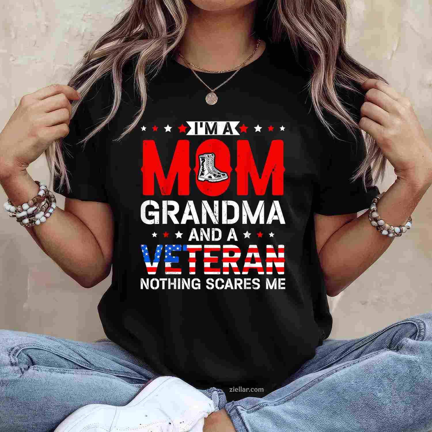 I'M A Mom, Grandma And A Veteran_ A Funny Female Veteran Grandma T-Shirt And Tee For Women