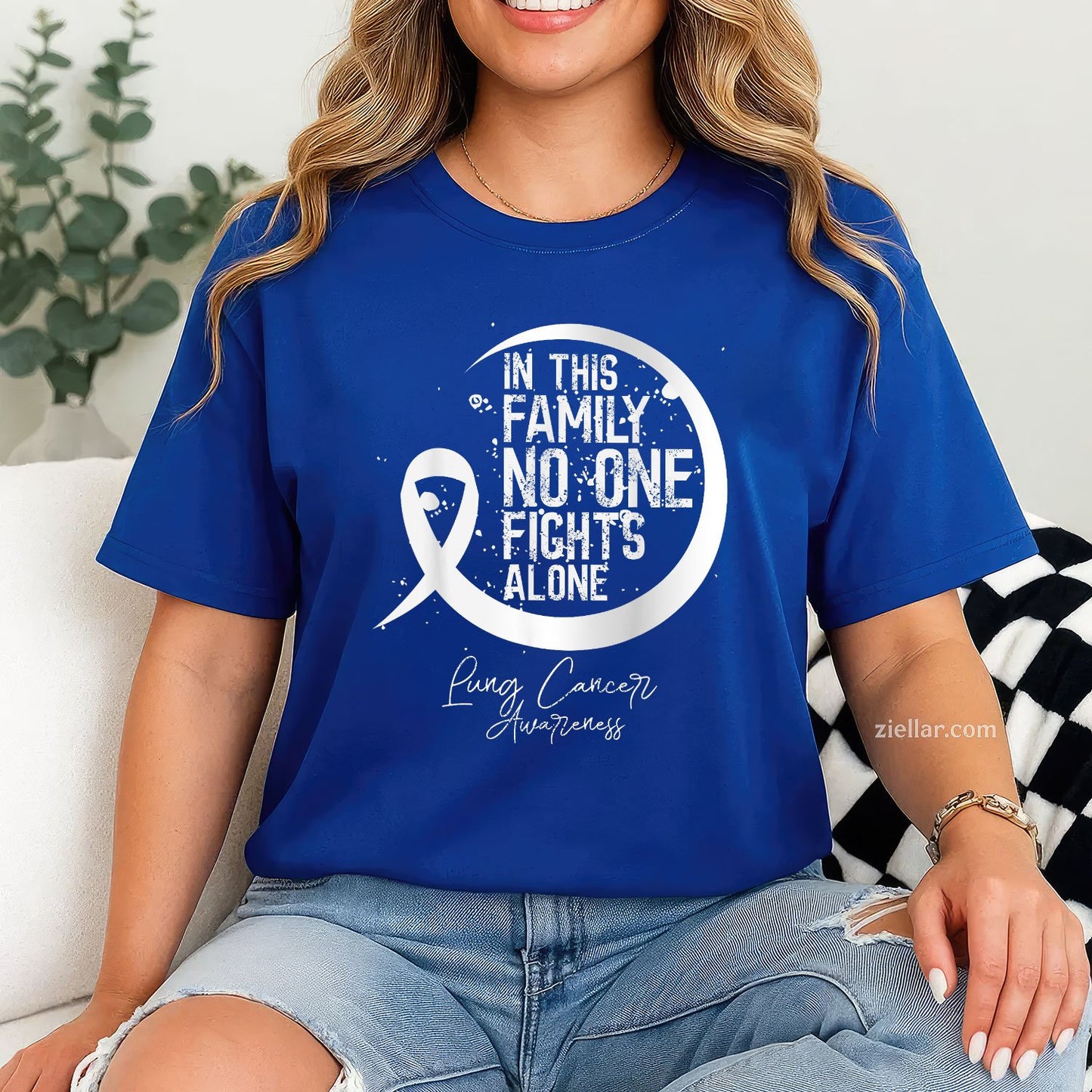 In This Family No One Fights Alone Lung Cancer Gift Tee T-Shirt