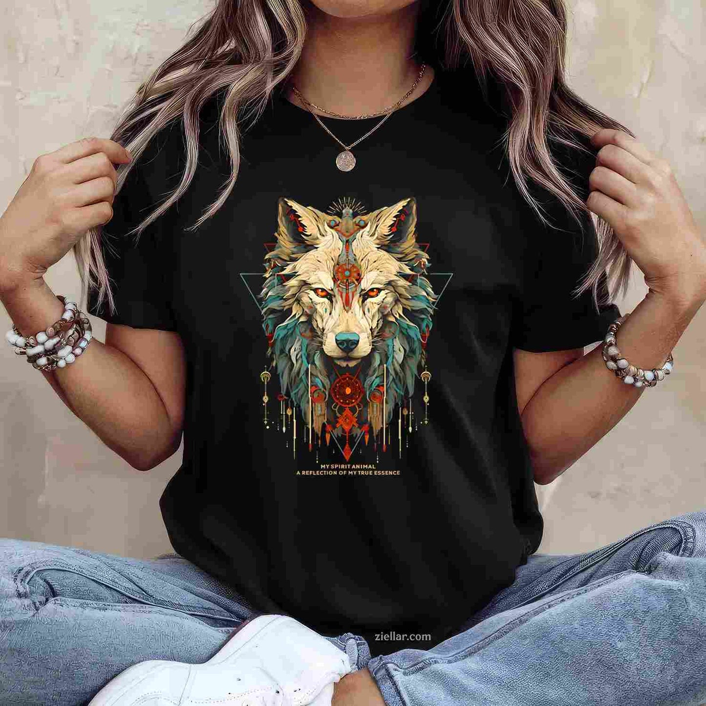Indian Native American Woman With White Wolf Vintage Gift T-Shirt And Tee For Women
