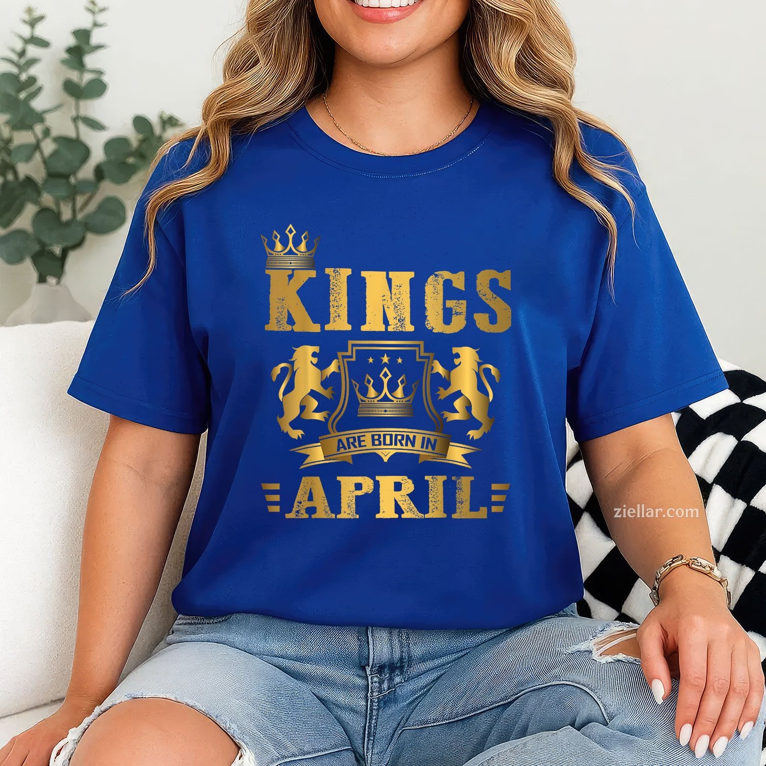 Kings Are Born in April Tee and T-Shirt, Birthday Gift T-Shirt for Men Adults