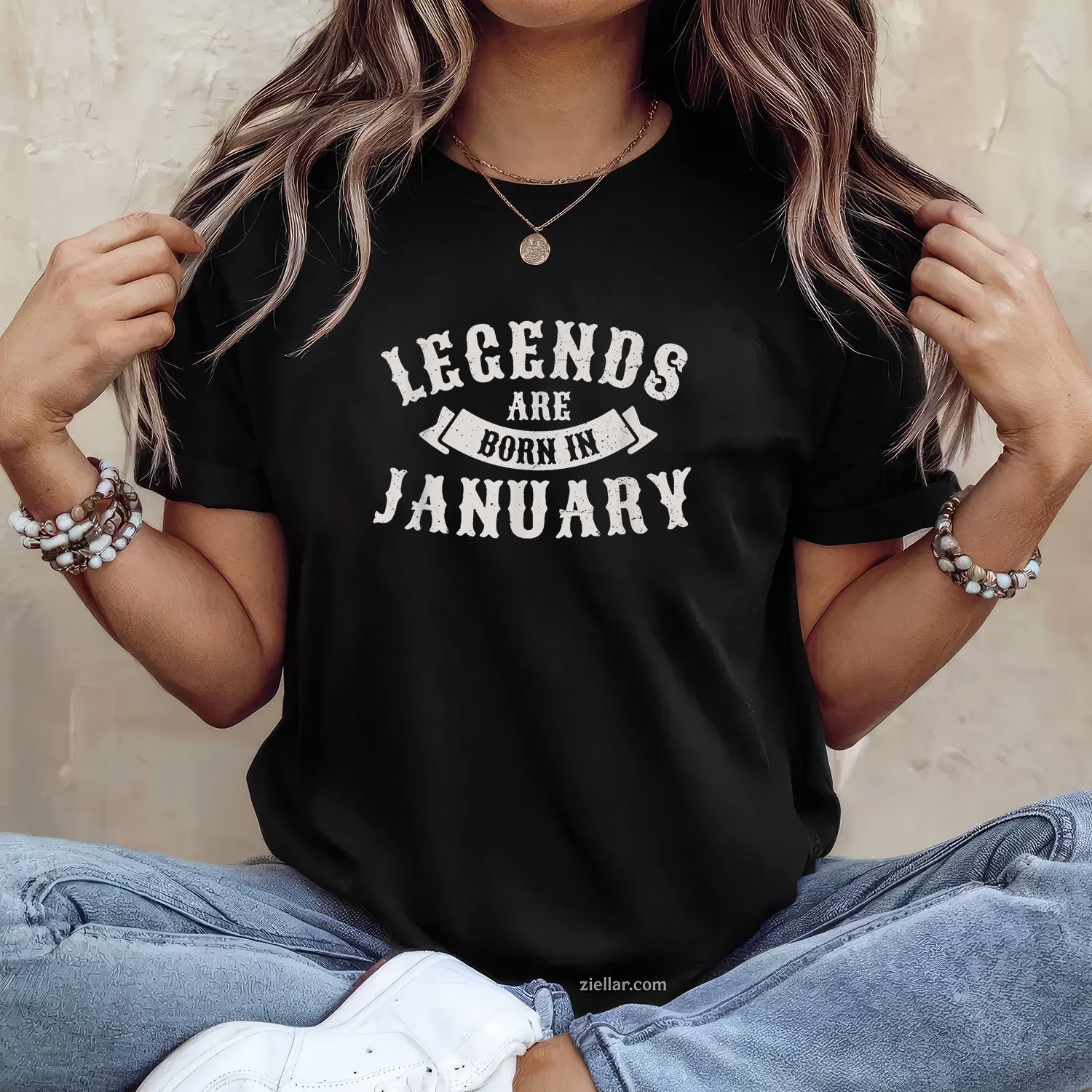 Legends Are Born in January Tee and T-Shirt, Retro Limited Edition Birthday T-Shirt Gift for Adults