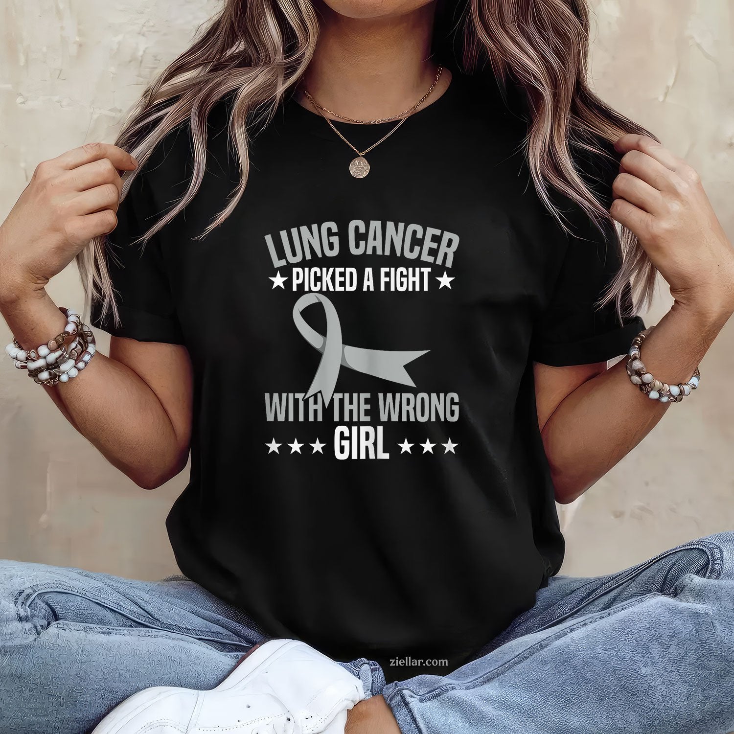 Lung Cancer Picked A Fight With The Wrong Girl T-Shirt