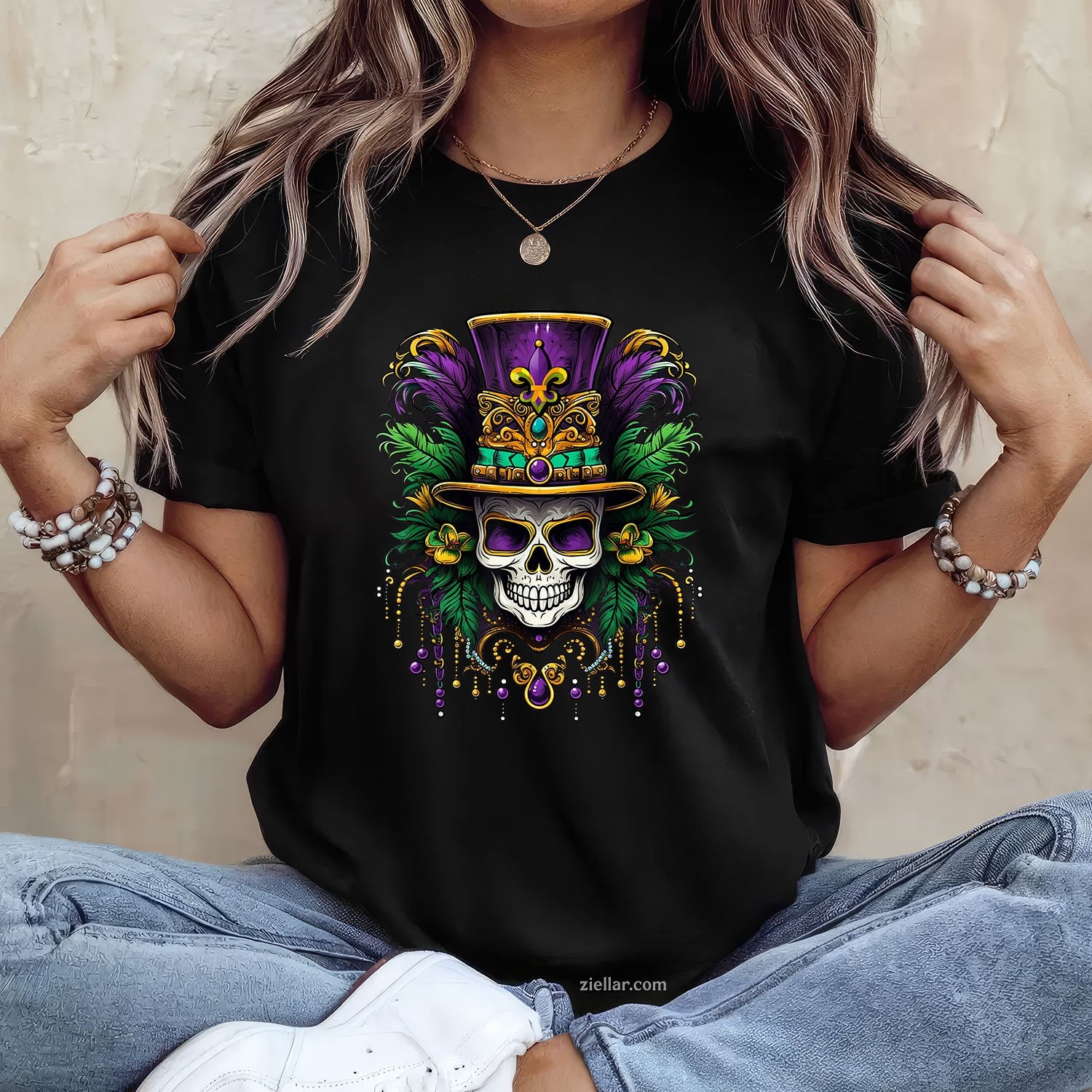 Mardi Gras Costume Tee and T-Shirt, Sugar Skull Carnival Trip T-Shirt Gift for Adults in New Orleans