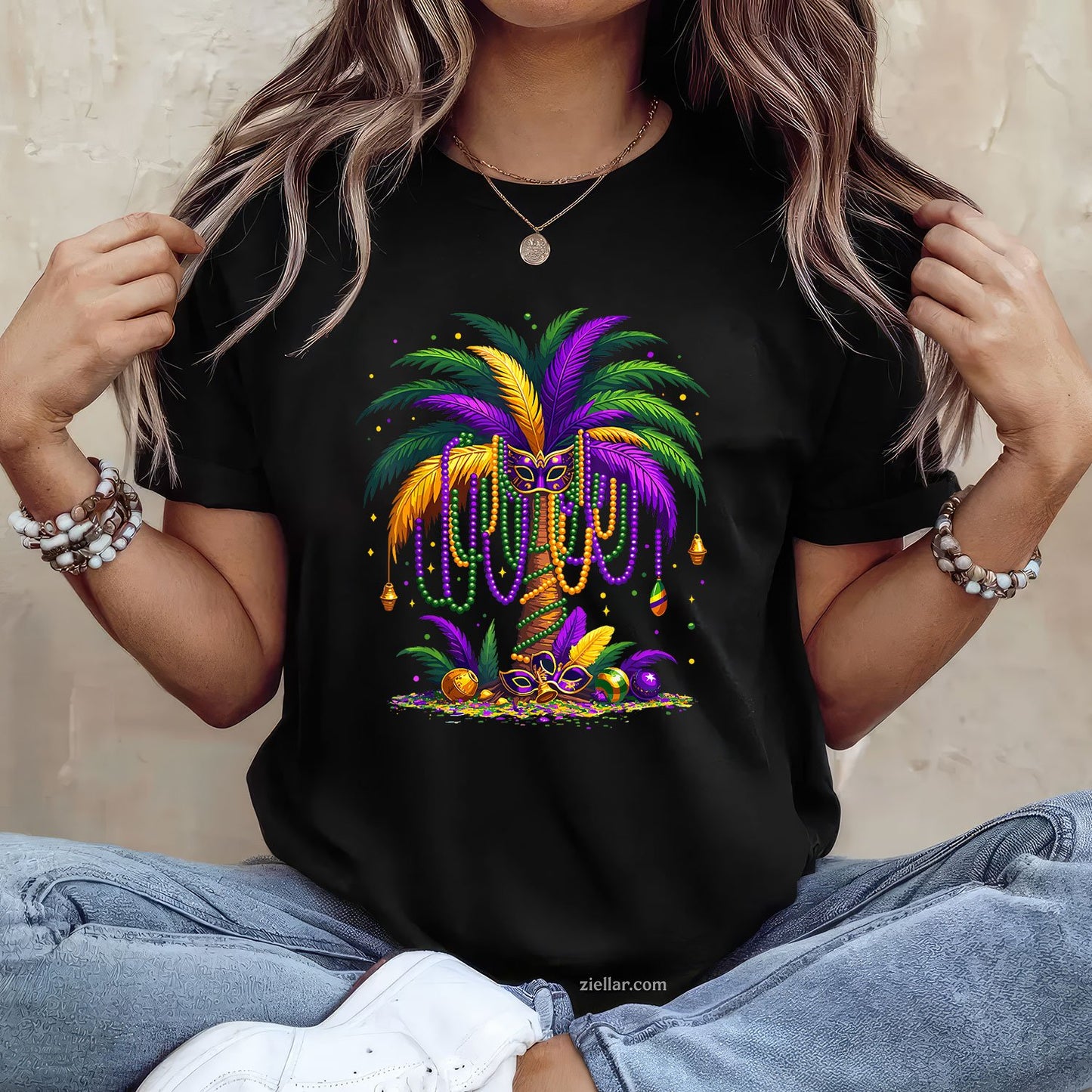 Mardi Gras Palm Tree Tee and T-Shirt, Hawaiian Tropical Party T-Shirt Gift for Men and Women Adults