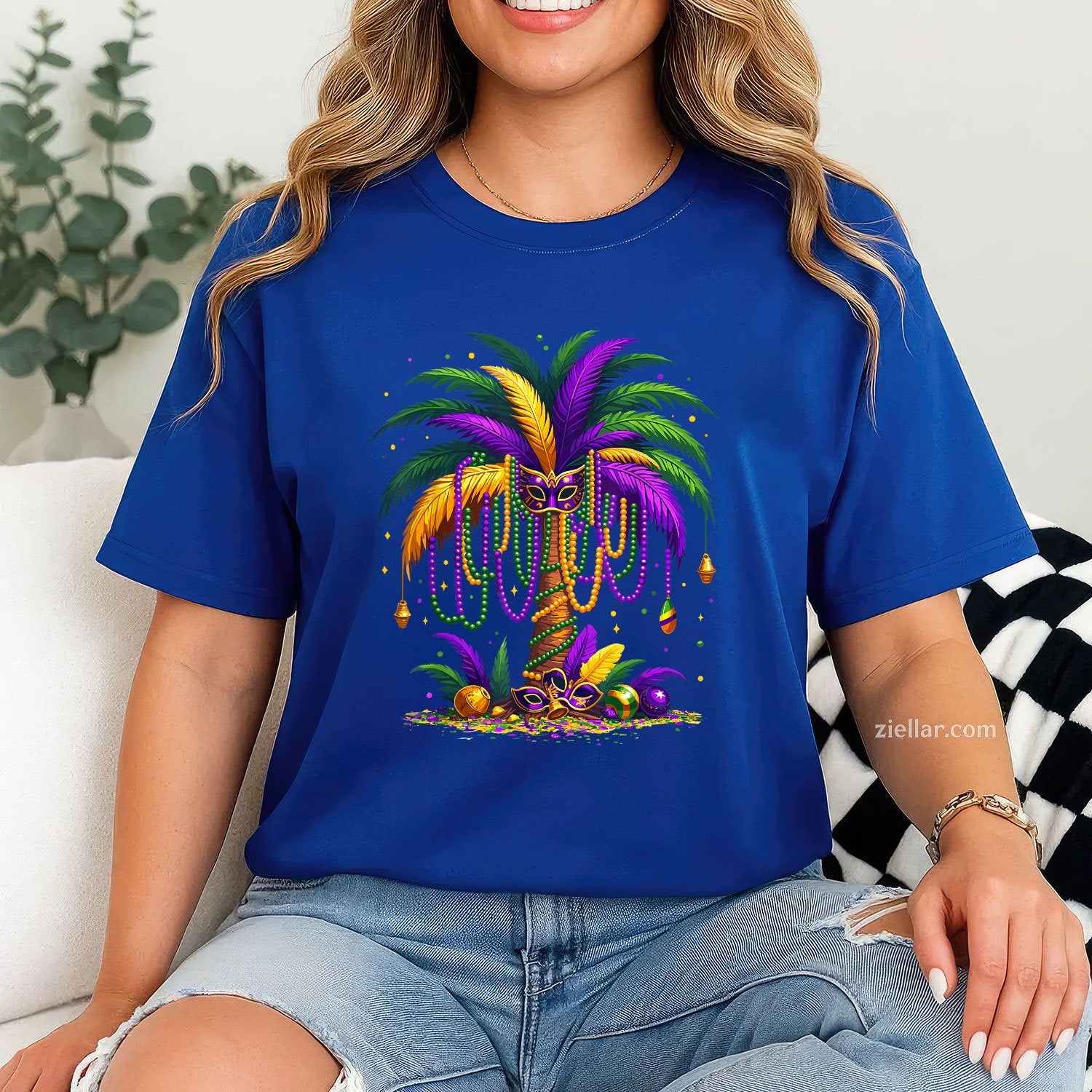 Mardi Gras Palm Tree Tee and T-Shirt, Hawaiian Tropical Party T-Shirt Gift for Men and Women Adults