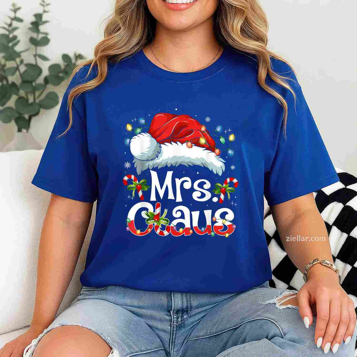 Mr And Mrs Claus Couples Matching Christmas Pajamas Santa T-Shirt, A Funny Mr And Mrs Claus Matching Pajama Tee