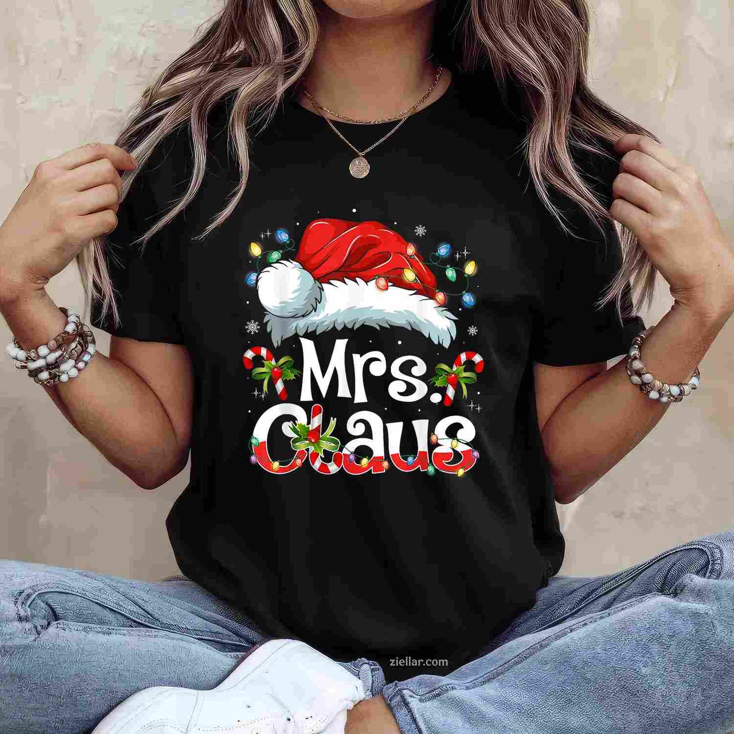 Mr And Mrs Claus Couples Matching Christmas Pajamas Santa T-Shirt, A Funny Mr And Mrs Claus Matching Pajama Tee