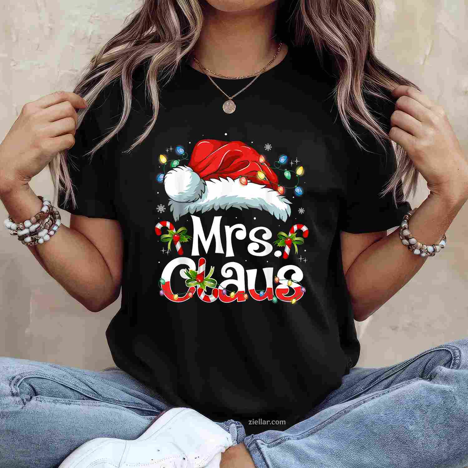 Mr And Mrs Claus Couples Matching Christmas Pajamas Santa T-Shirt, A Funny Mr And Mrs Claus Matching Pajama Tee