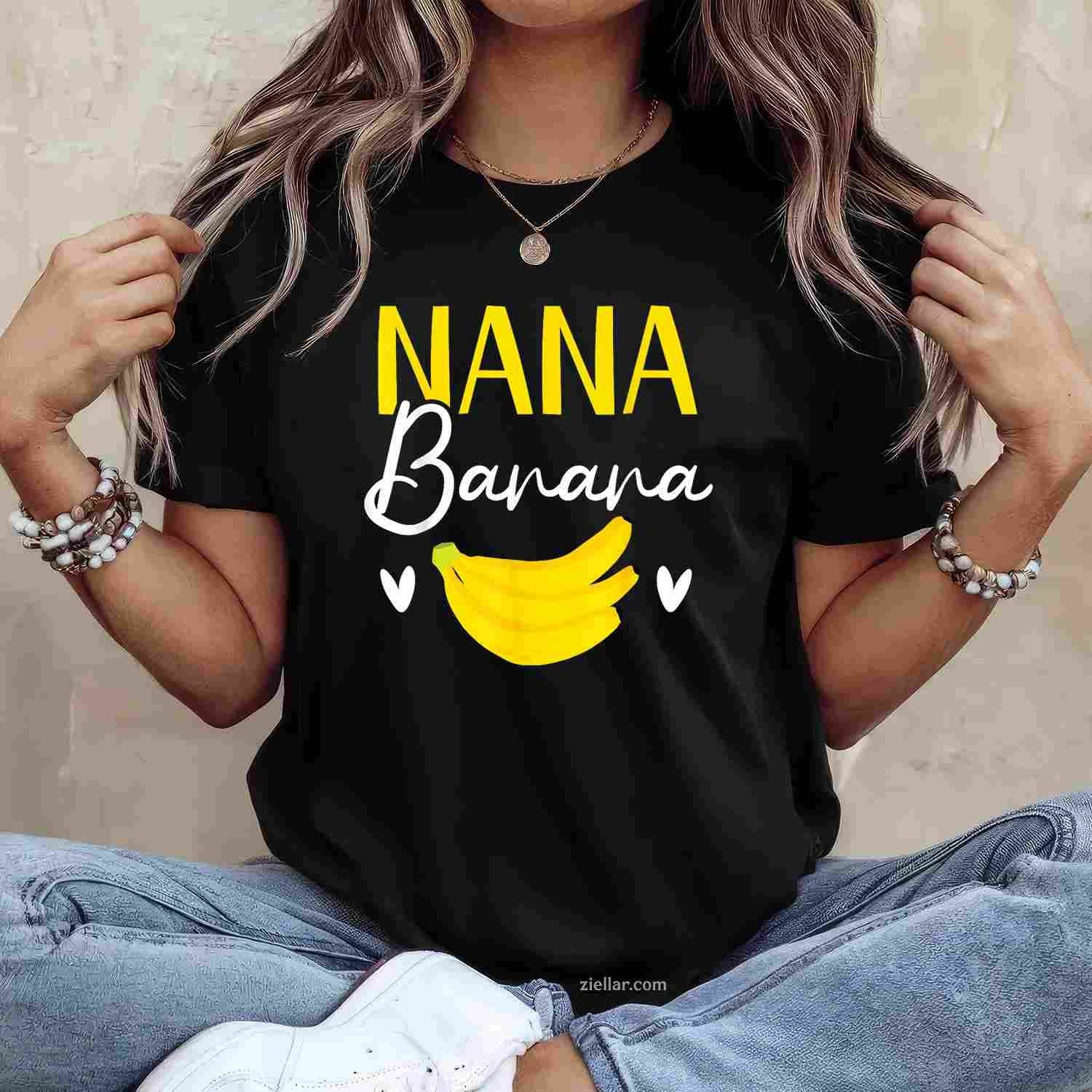 Nana Banana Grandma Grandmother Granny Grandparents Day T-Shirt Tee for Men Women Adults Unisex