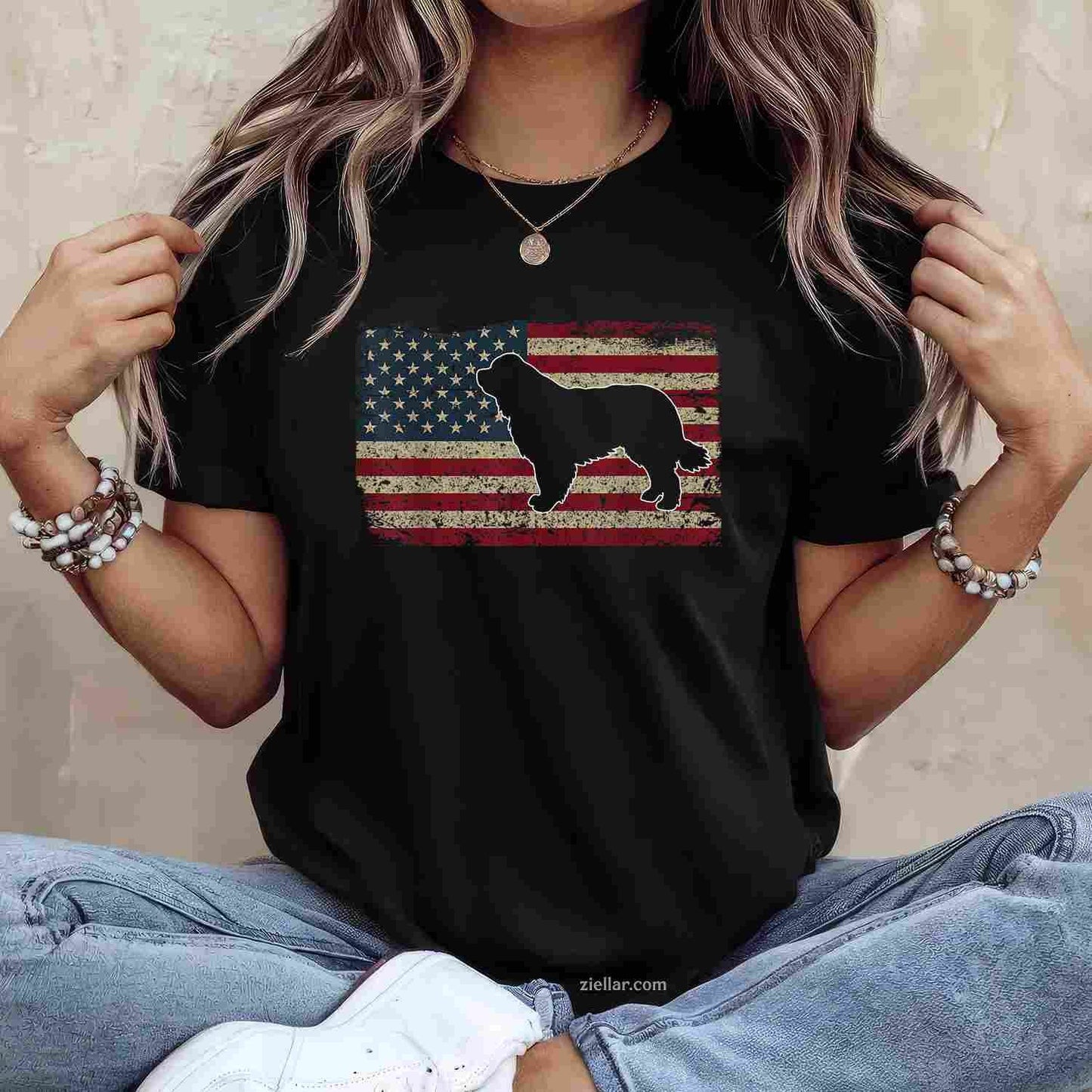 Newfie Dog America Flag Patriotic T-Shirt, Dog Lover Gift Vintage Graphic Tee For Adults Unisex