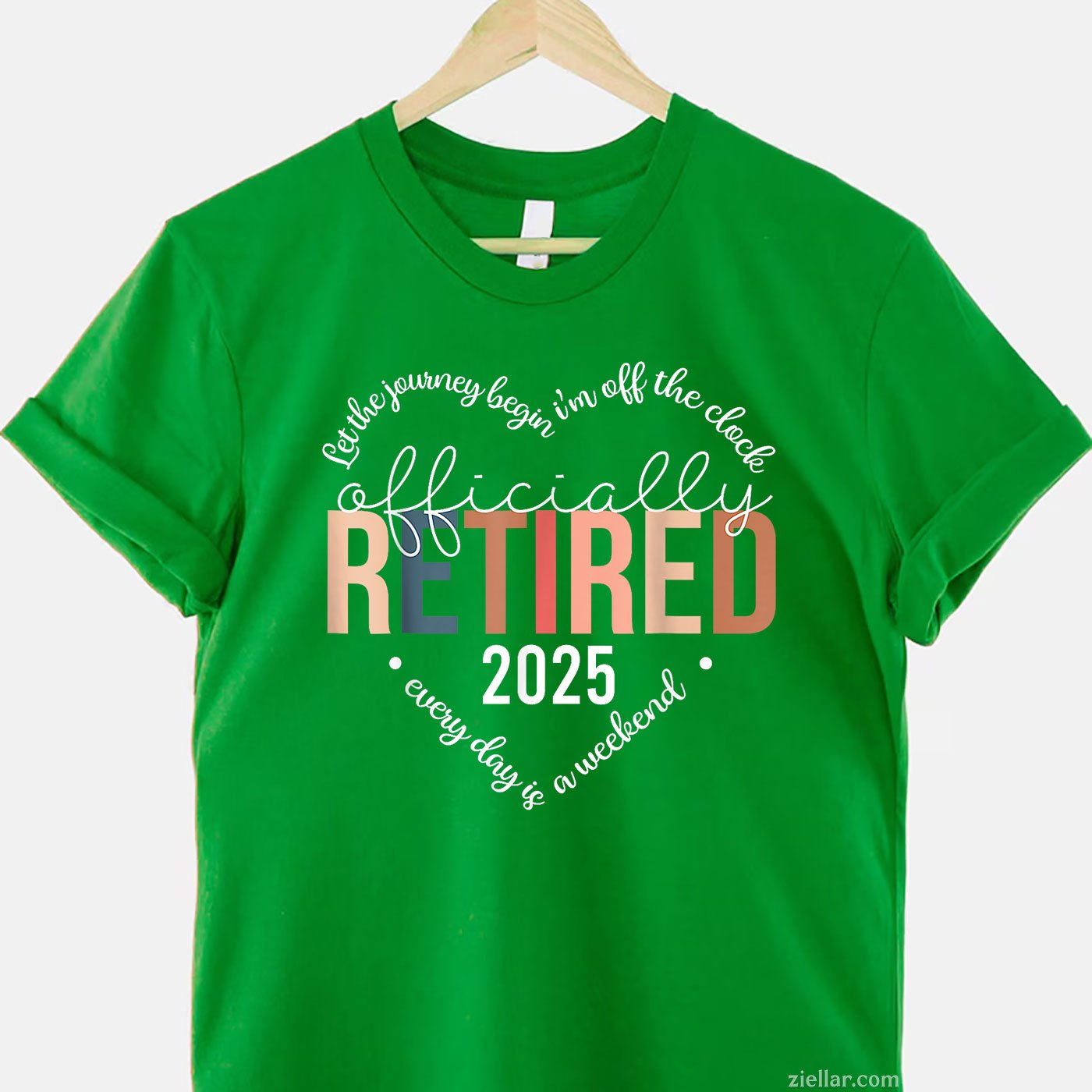 Officially Retired 2025 Tee and T-Shirt, Heart Design T-Shirt Gift for Women Adults