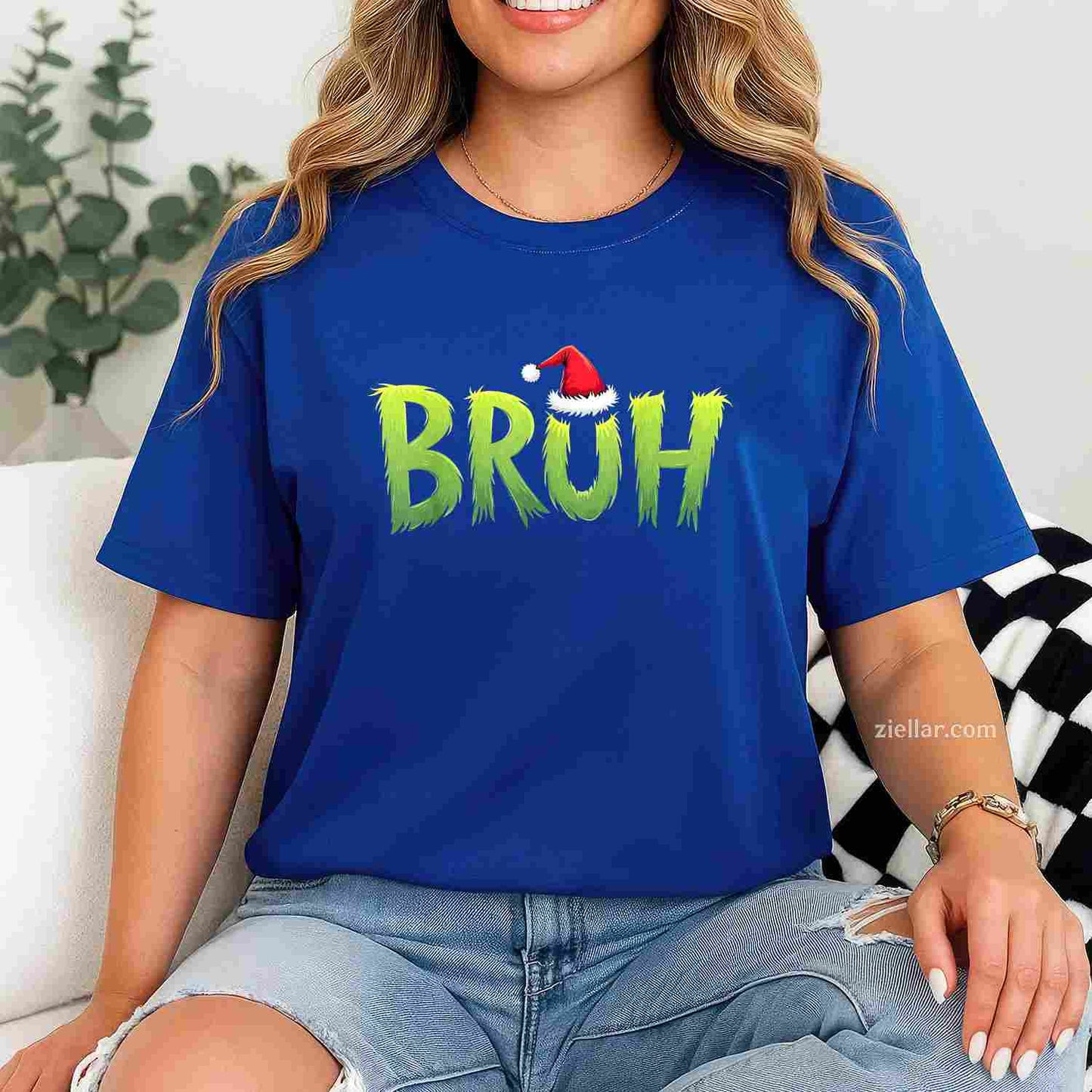 On The Naughty List And I Regret Nothing Dabbing Santa T-Shirt, A Funny Dabbing Santa Christmas Tee For Adults
