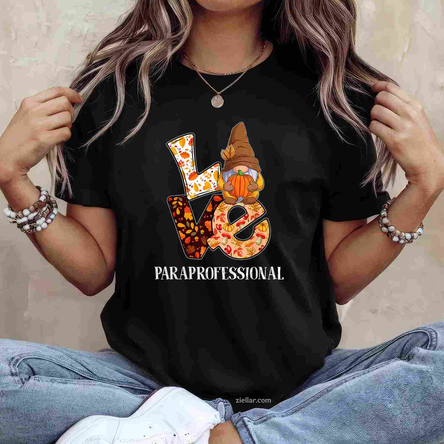Paraprofessional Love Autumn Fall Gnome For Teachers T-Shirt and Tee for Adults Men Women Unisex for Men Women T-Shirt and Tee for Adults Men Women Unisex