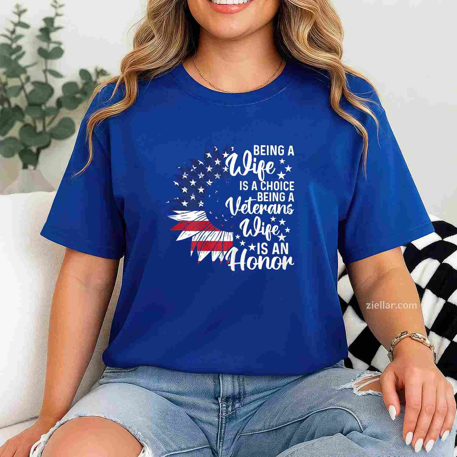 Patriotic Veterans Day Being A Veterans Wife Is An Honor T-Shirt And Tee For Women