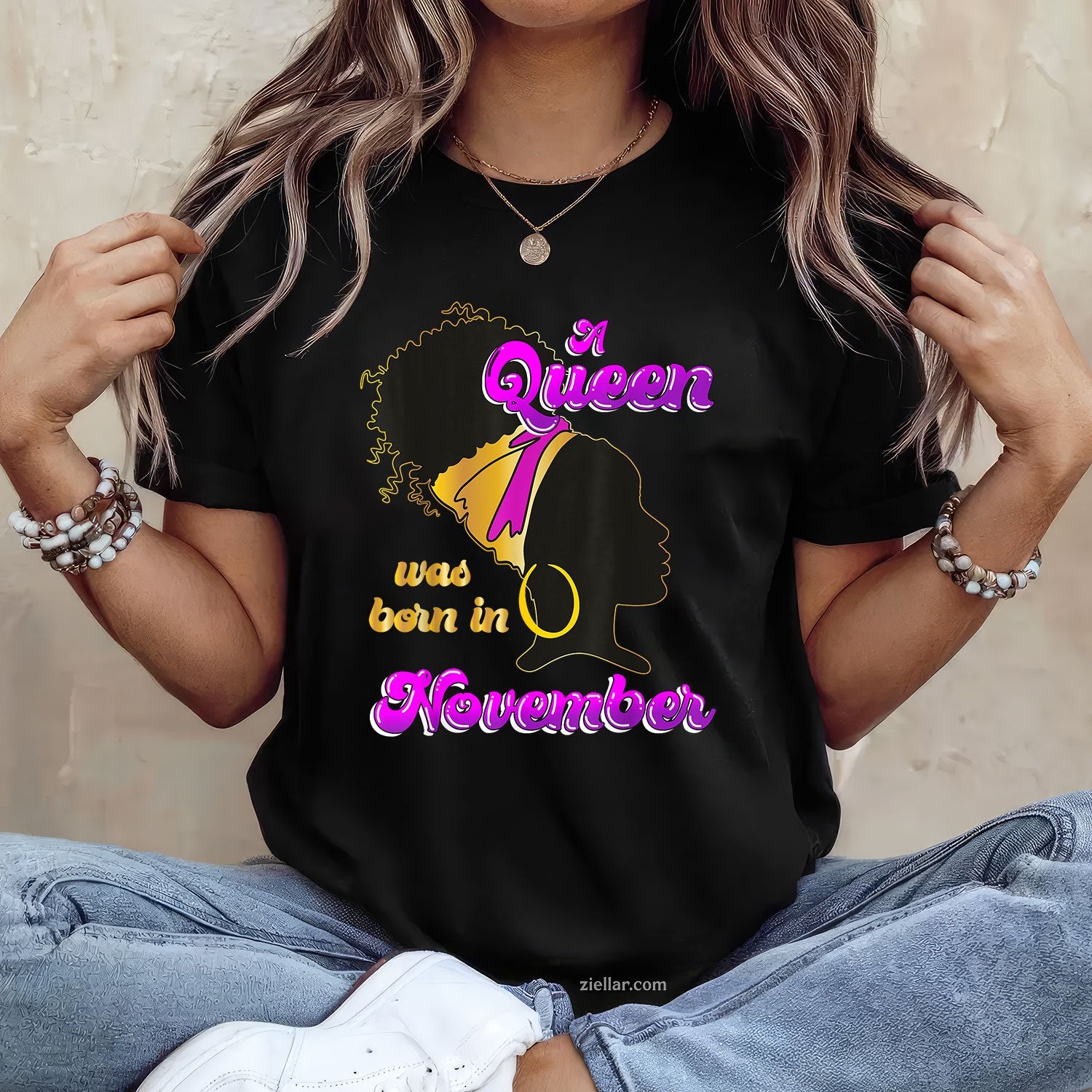 Queen Born in November Tee and T-Shirt, Black Woman Birthday T-Shirt Gift for Women Adults